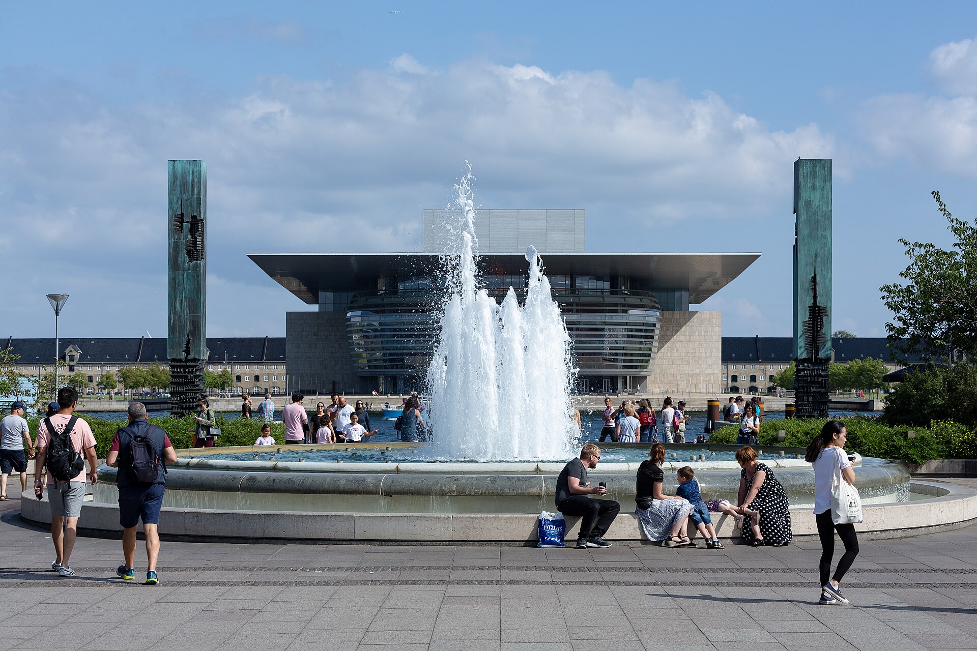 Operaen – foto fra Wikimedia Commons