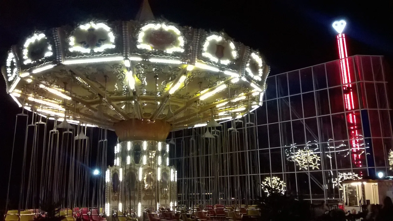 Tivoli Friheden – foto fra Wikimedia Commons