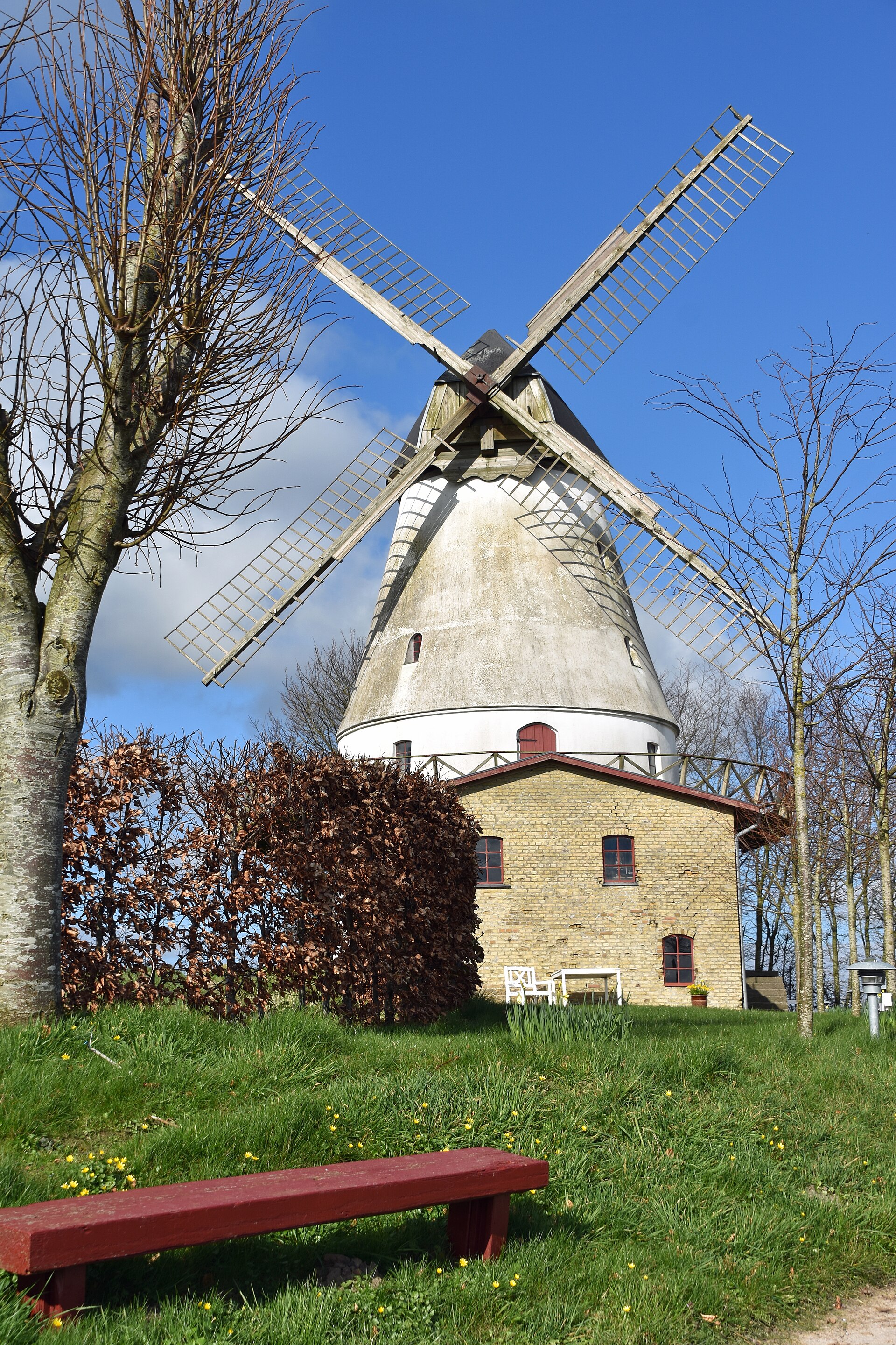 Nybøl Mølle – foto fra Wikimedia Commons