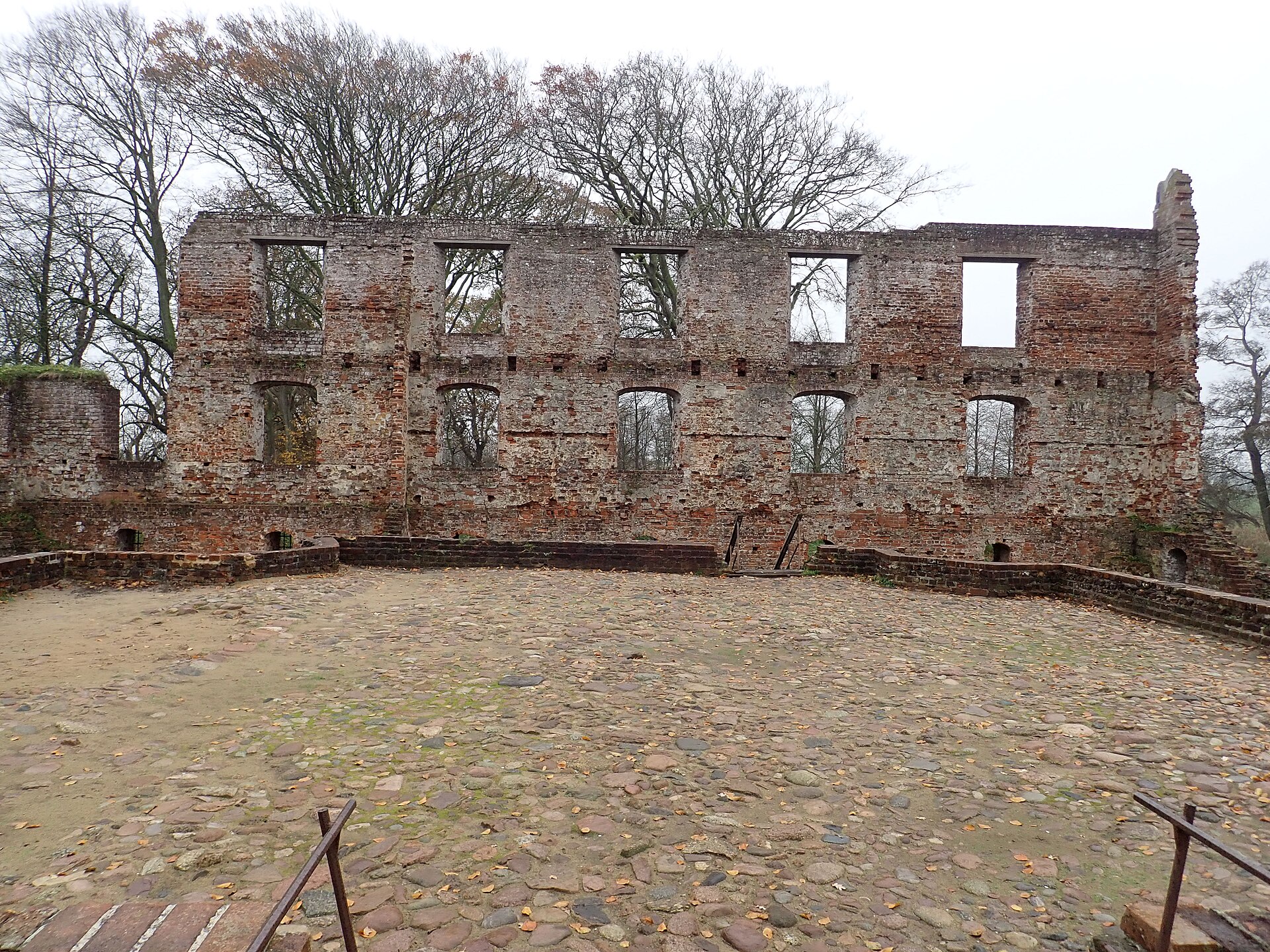 Trøjborg Ruin – foto fra Wikimedia Commons