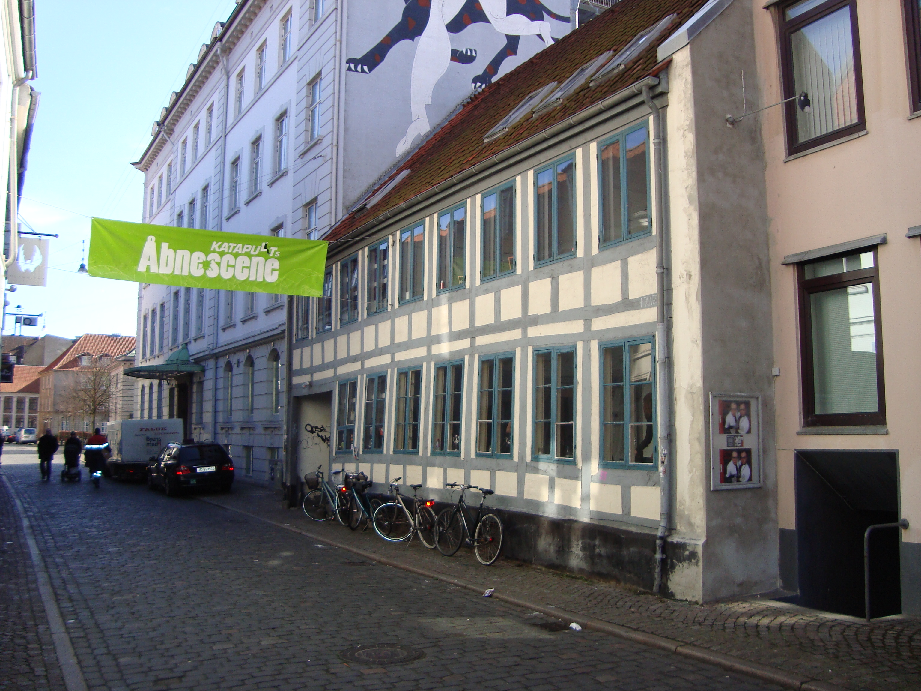 Teater Katapult – Foto bei Wikimedia Commons