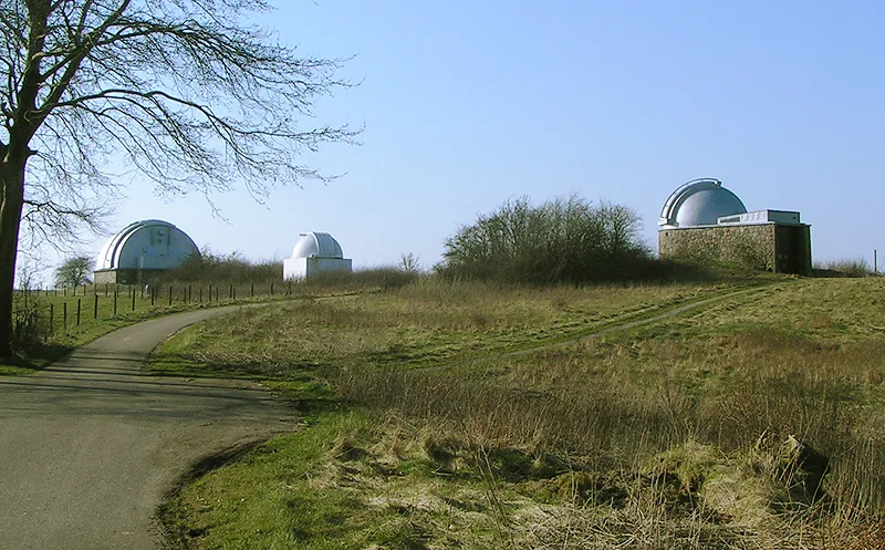 Brorfelde Observatorium – Foto bei Wikimedia Commons