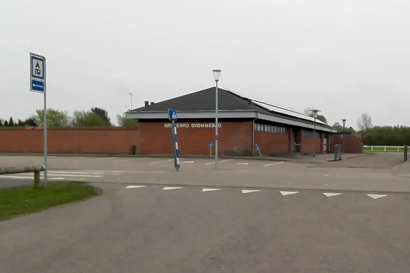 Bredebro Svømmebad – Foto bei Wikimedia Commons