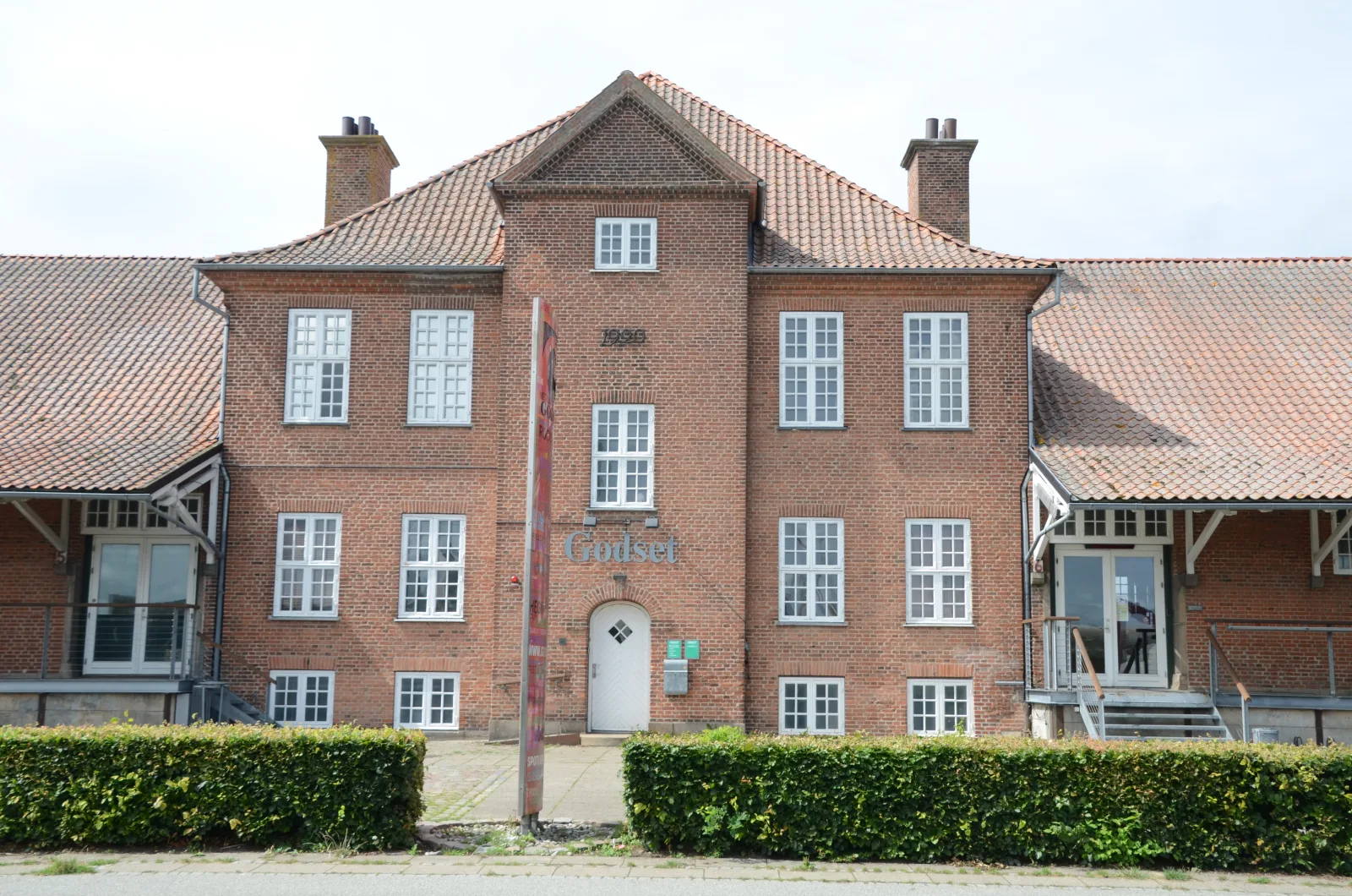 Godset – foto fra Wikimedia Commons