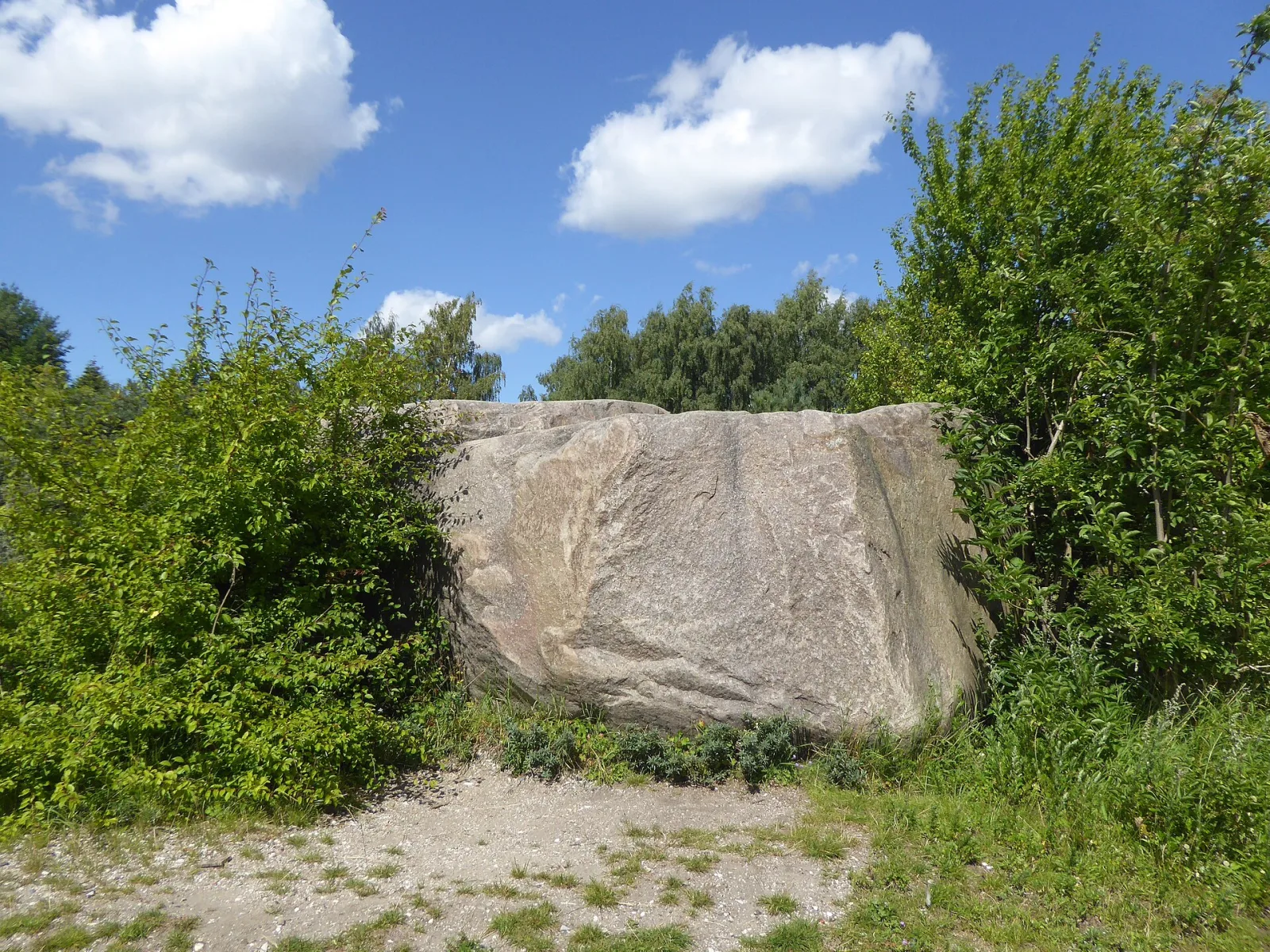 Hvissingestenen – Foto bei Wikimedia Commons