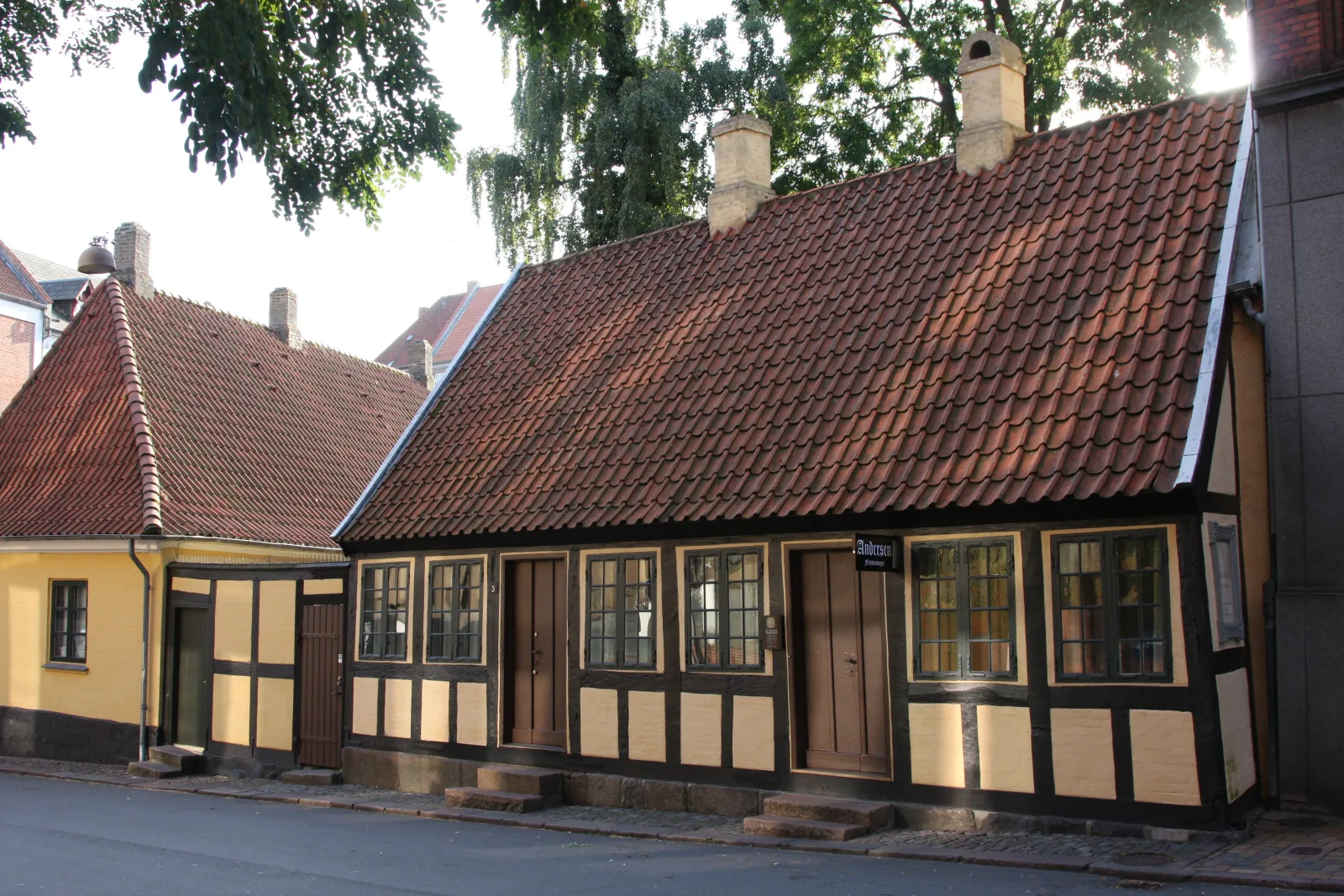 H. C. Andersens Barndomshjem – Foto bei Wikimedia Commons