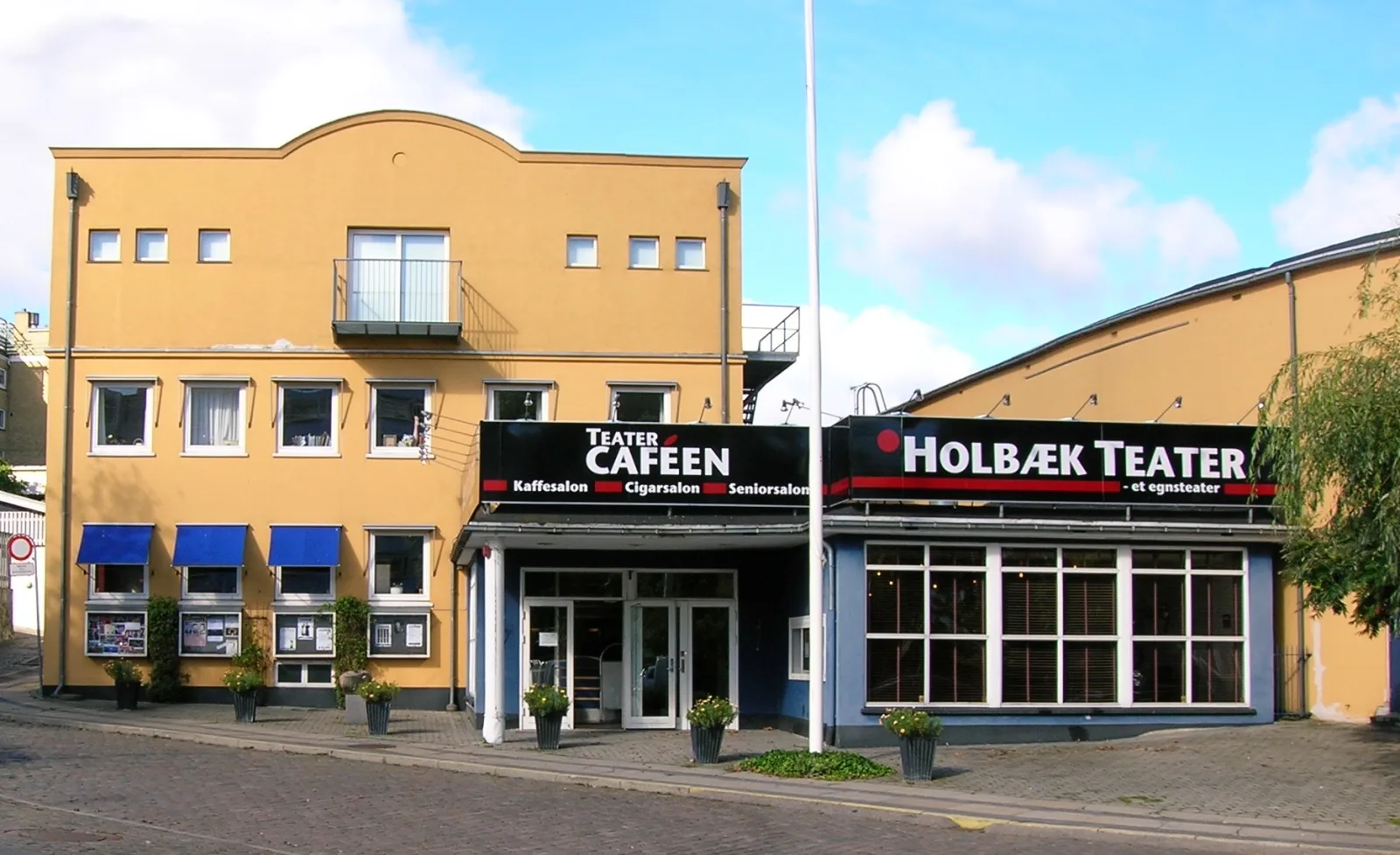 Holbæk Teater – Foto von 80eren at Danish Wikipedia auf Wikimedia Commons (public domain)