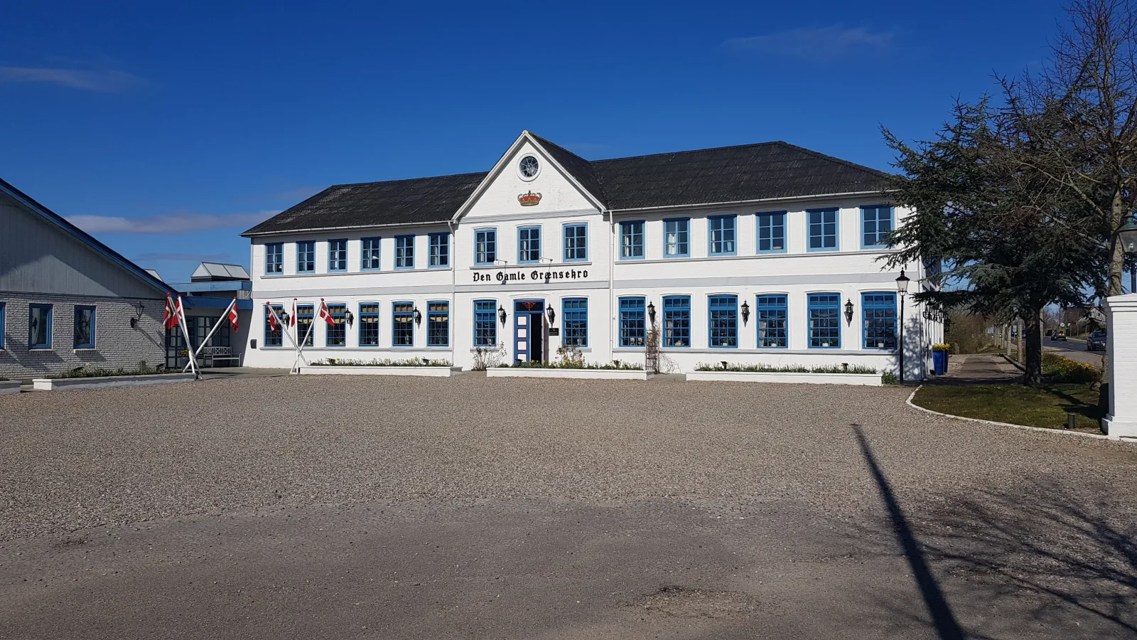 Den Gamle Grænsekro - Gjestgiveriet Den Gamle Grænsekro Frederikshøj – Foto von Hjart auf Wikimedia Commons (cc-by-sa-4.0)