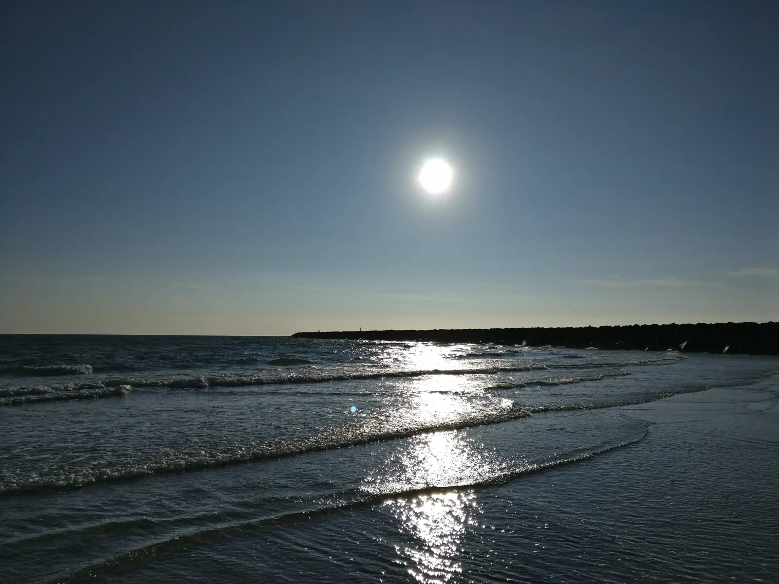 Hvide Sande Sydstrand – foto af Vorlon078 på Wikimedia Commons (cc-by-sa-4.0)