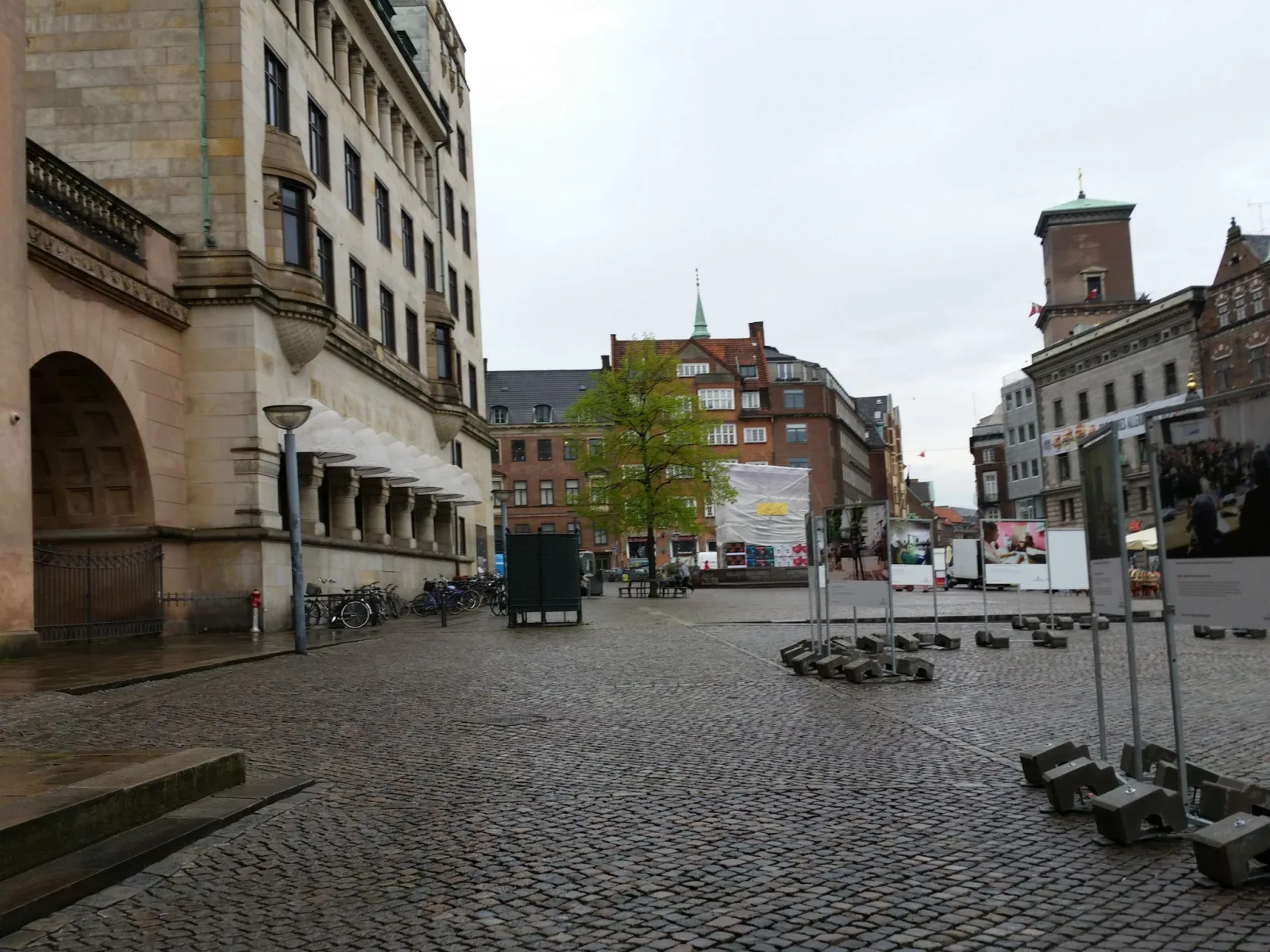 Mapillary-foto nær Hidden Dimsum