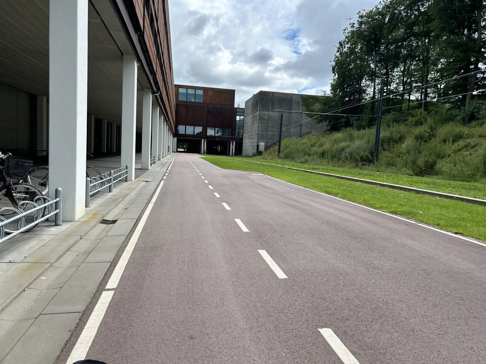 Mapillary-foto nær SDU Food Hall