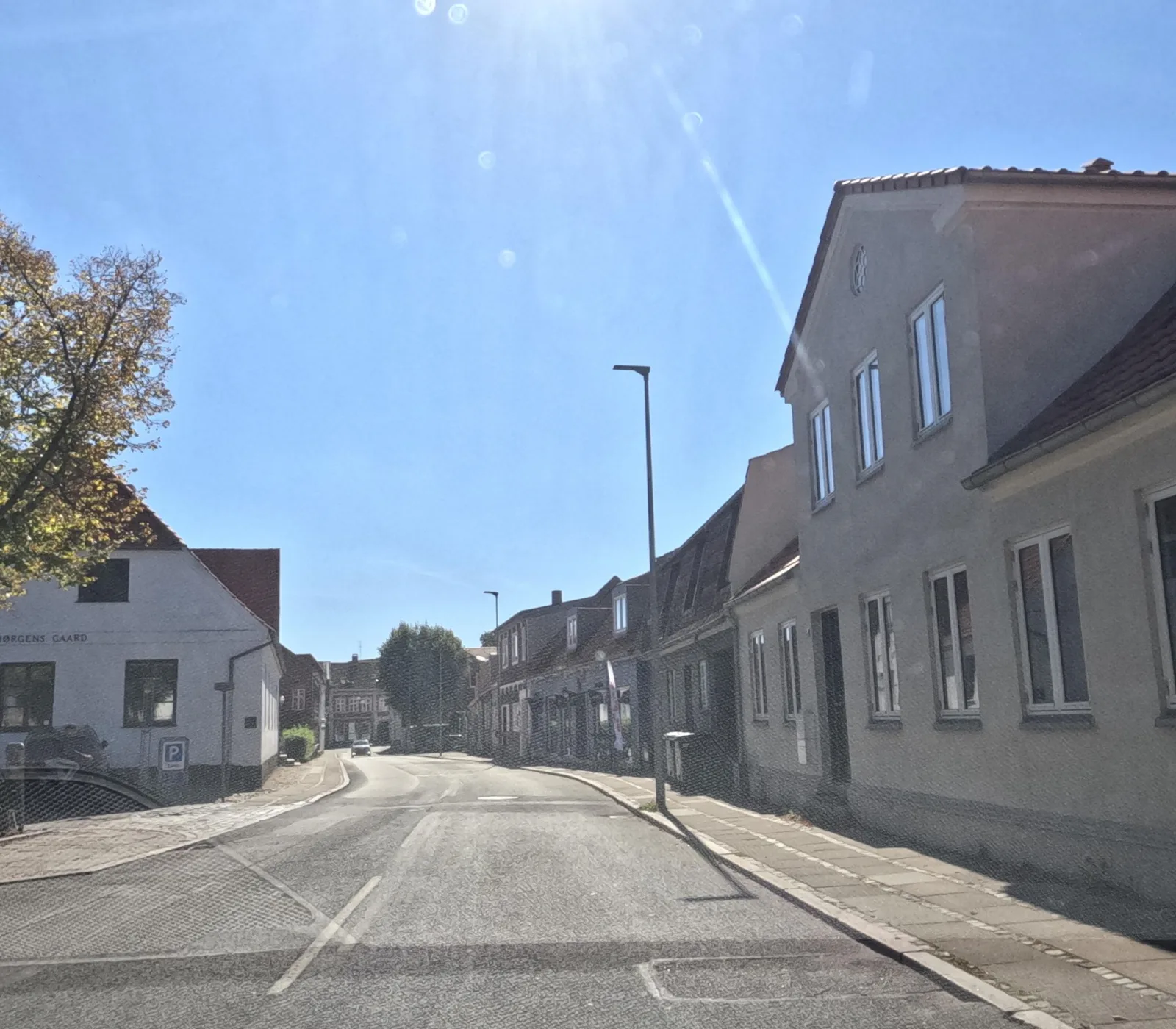 Mapillary-Foto in der Nähe von Slotssøbadets Reception