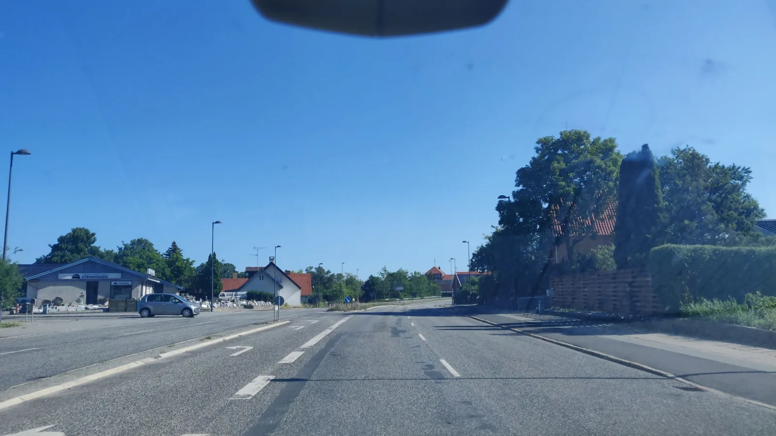Mapillary-Foto in der Nähe von Imbissmad