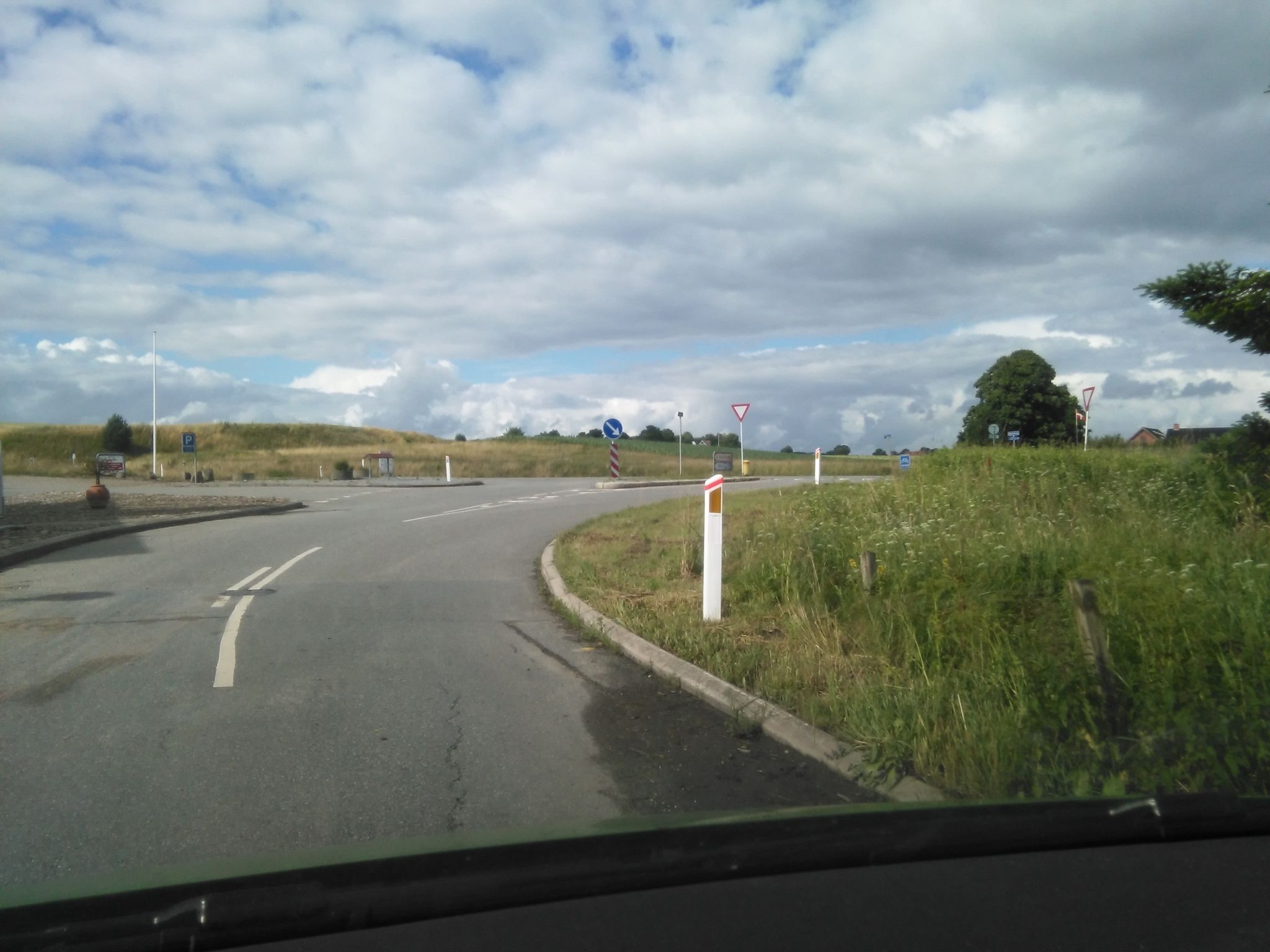 Mapillary-foto nær Sandvad Kro
