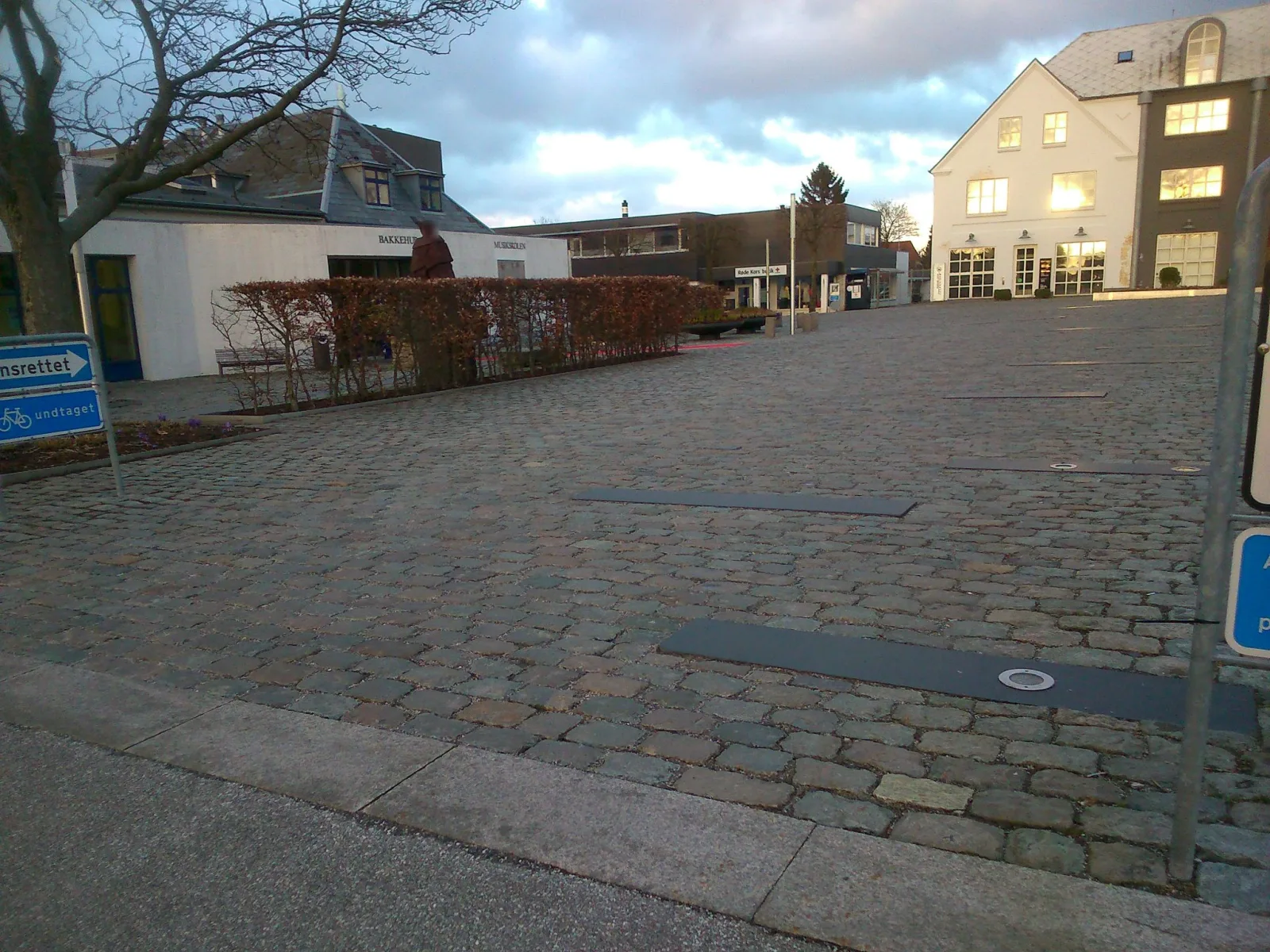 Mapillary-Foto in der Nähe von Sans