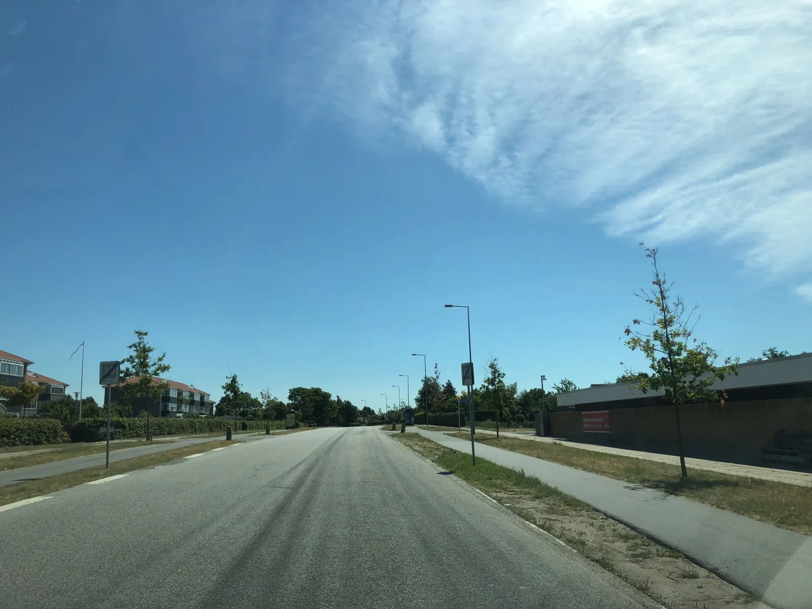 Mapillary-Foto in der Nähe von Shawarma & Grill