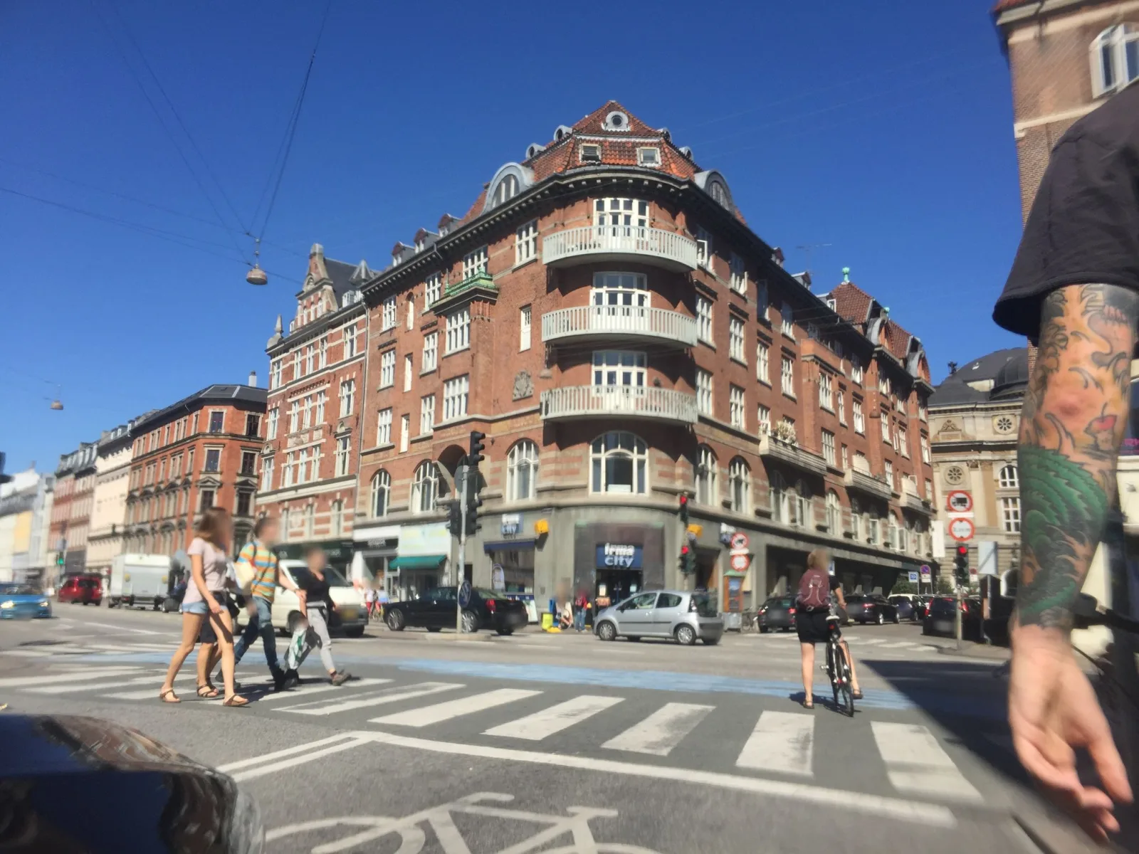 Mapillary-Foto in der Nähe von Isoteket Vesterbros Torv