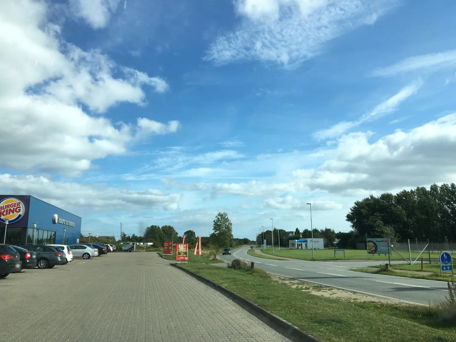 Mapillary-Foto in der Nähe von Sunset Boulevard