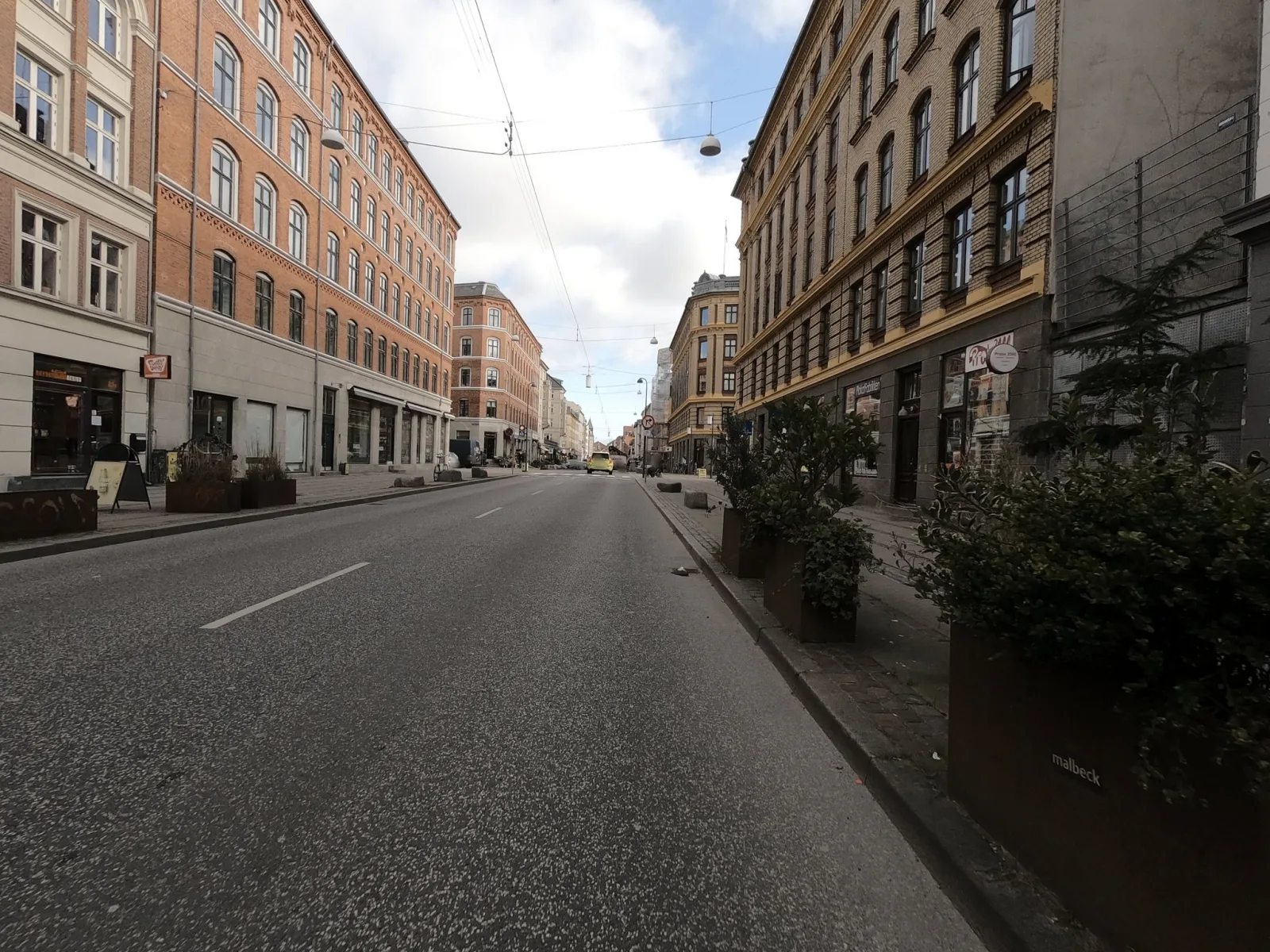 Mapillary-Foto in der Nähe von Isted Grill