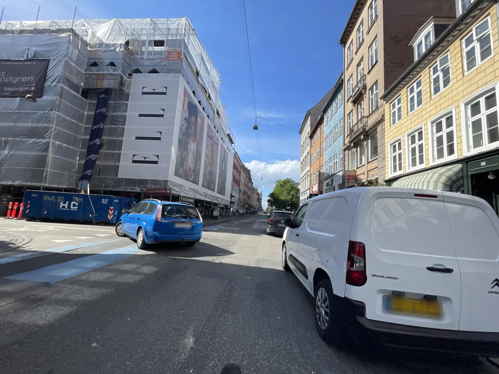 Mapillary-Foto in der Nähe von it's Burger