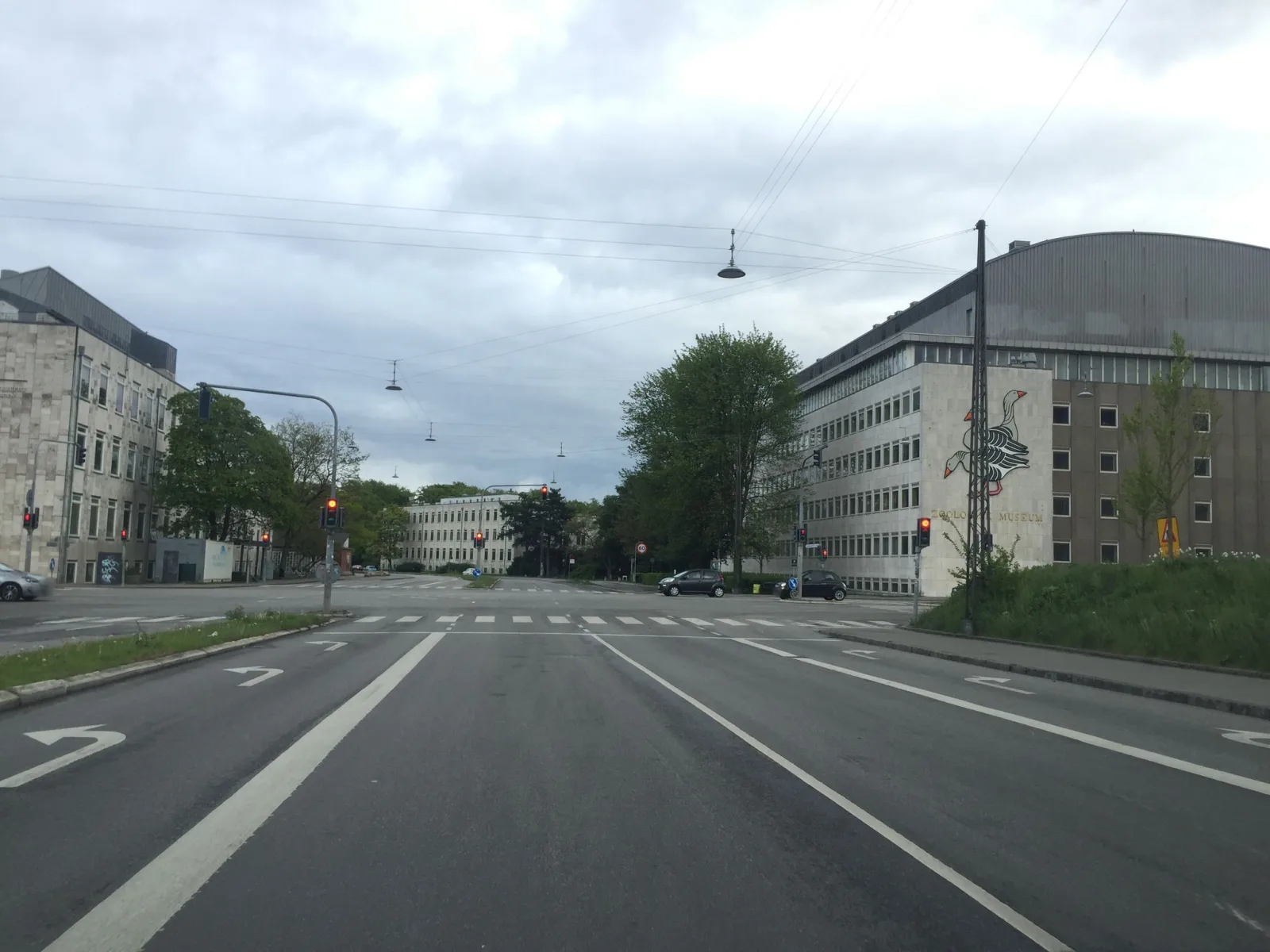 Mapillary-Foto in der Nähe von Jais Madhus