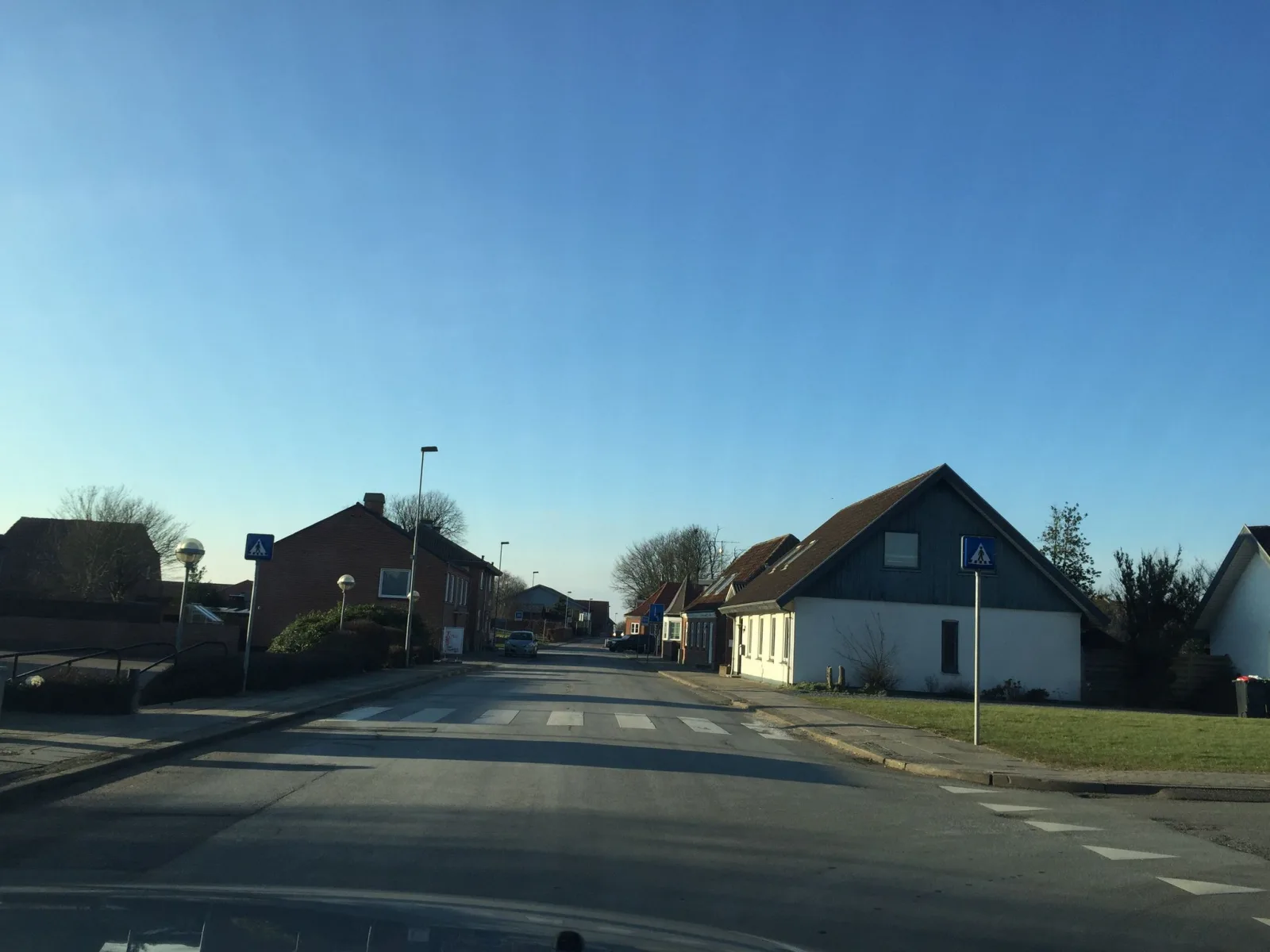 Mapillary-Foto in der Nähe von Spøttrup Krostue