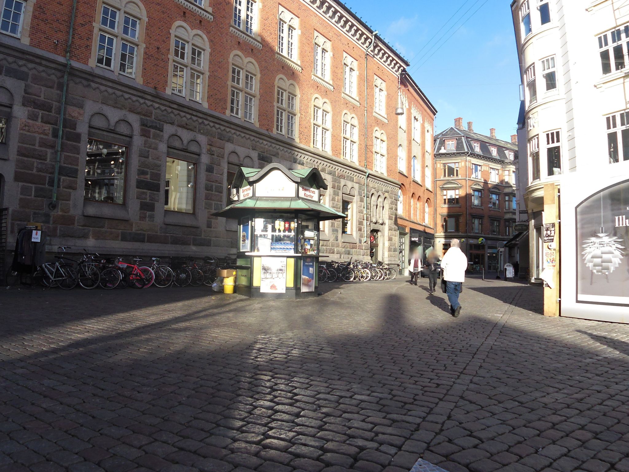 Mapillary-foto nær Starbucks