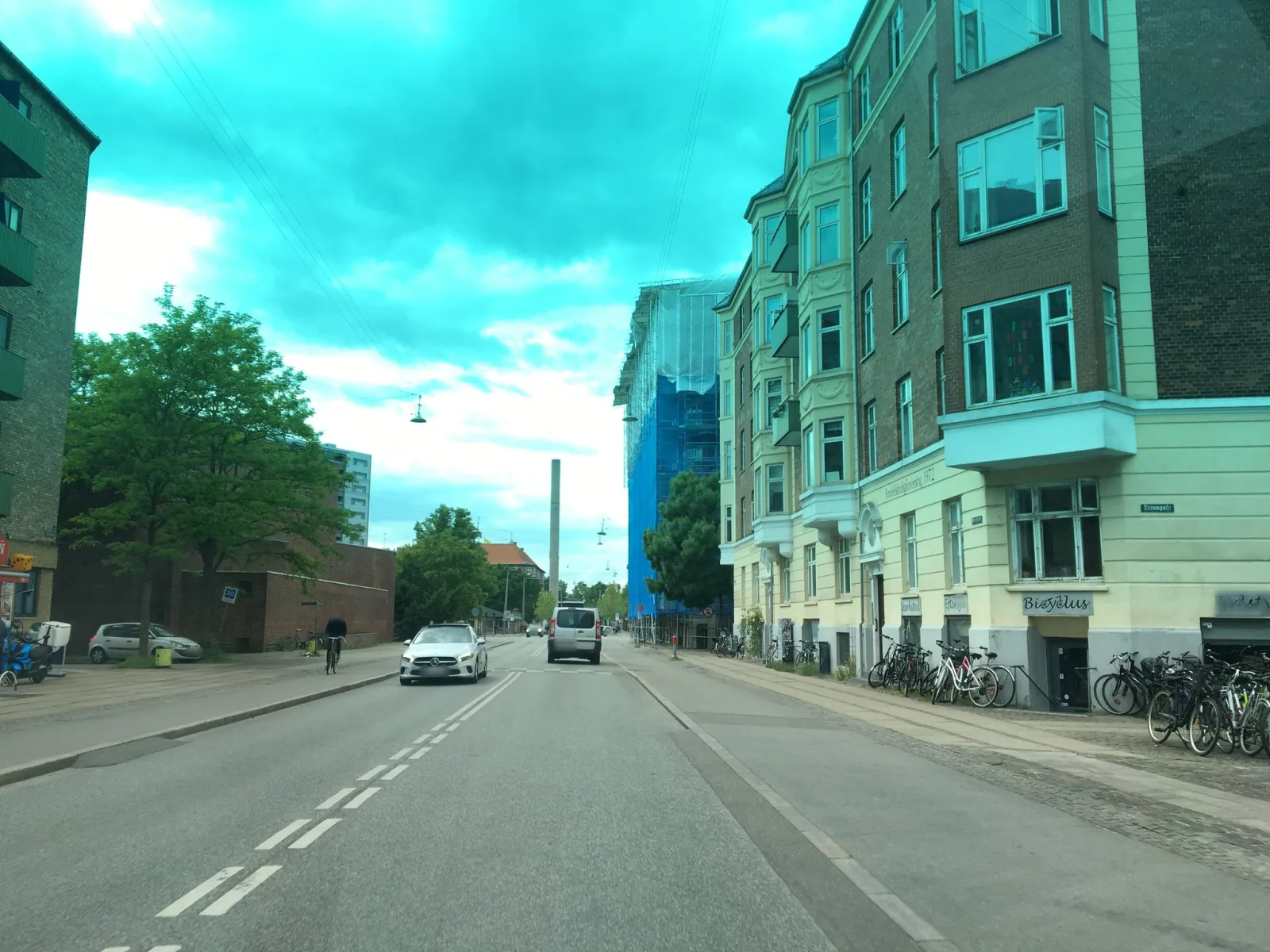 Mapillary-Foto in der Nähe von Jonas Pizza