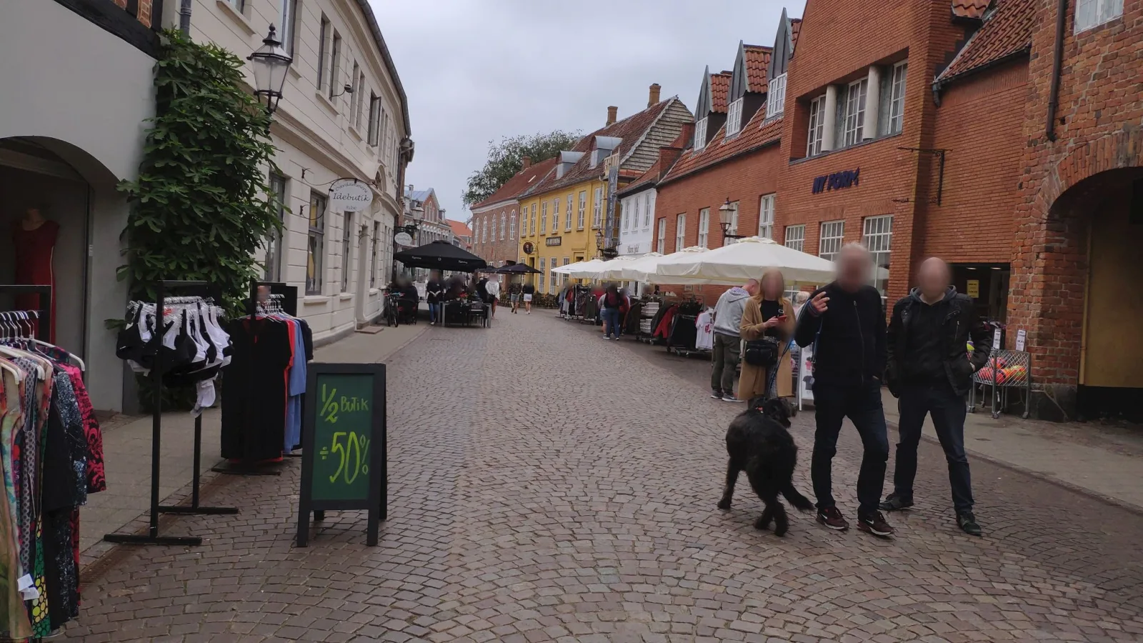 Mapillary-foto nær Torvets Isbar