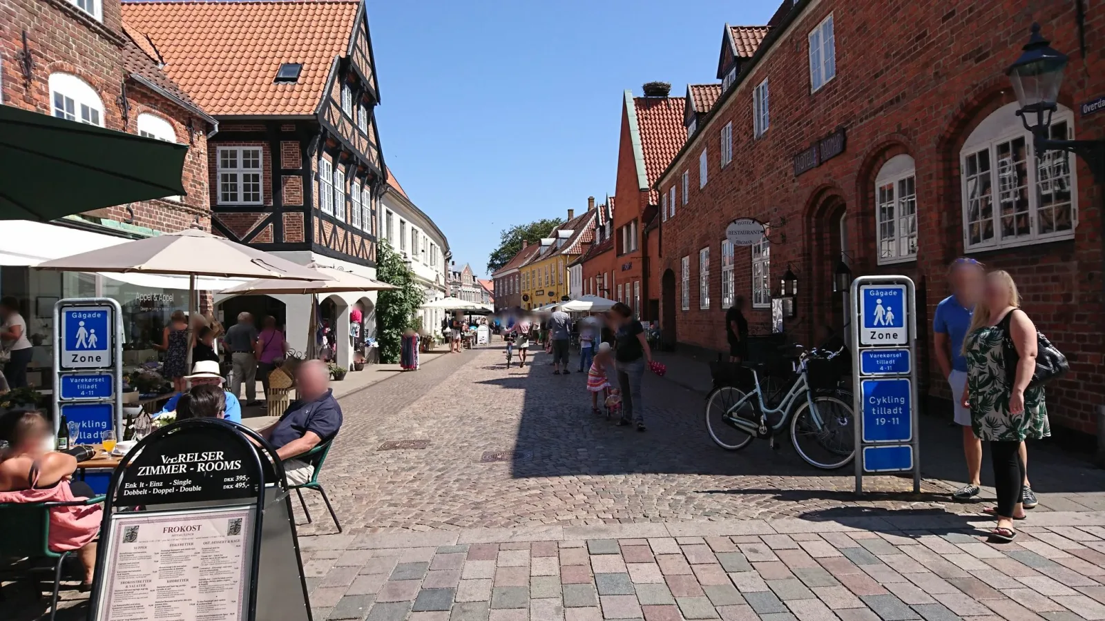Mapillary-foto nær Torvets Isbar & Bøffen