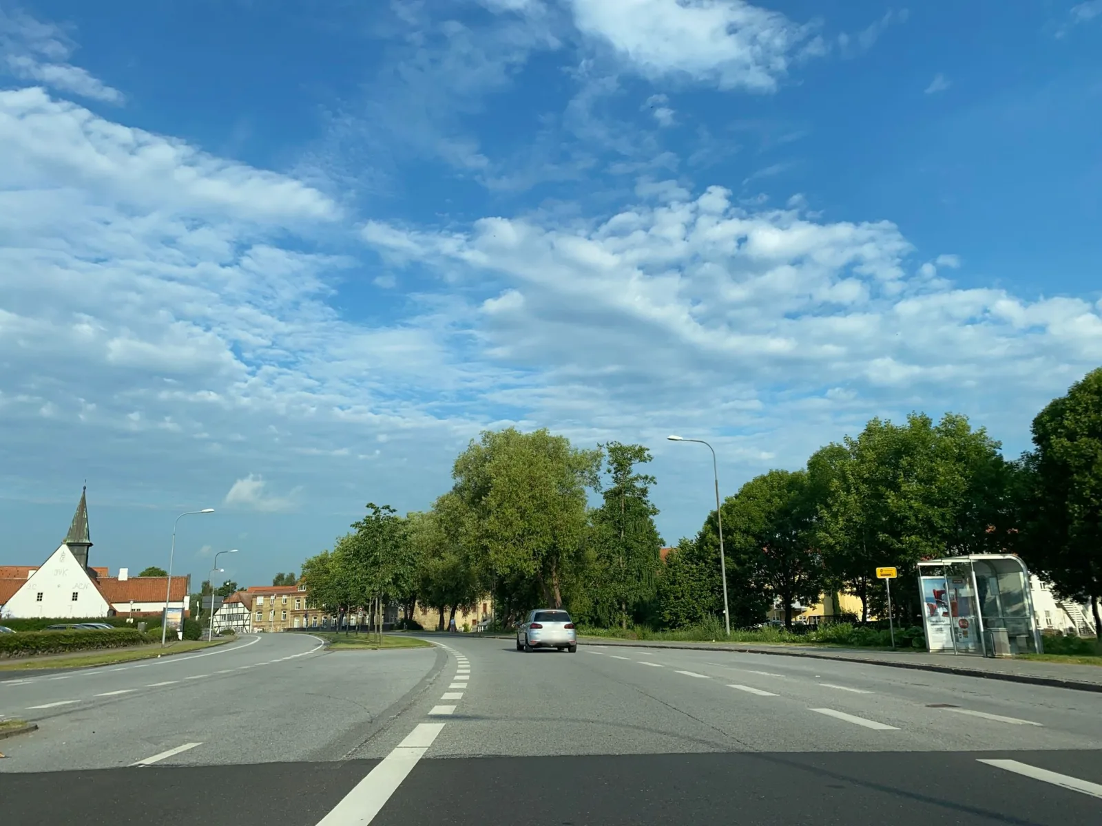 Mapillary-foto nær Tram grill og is