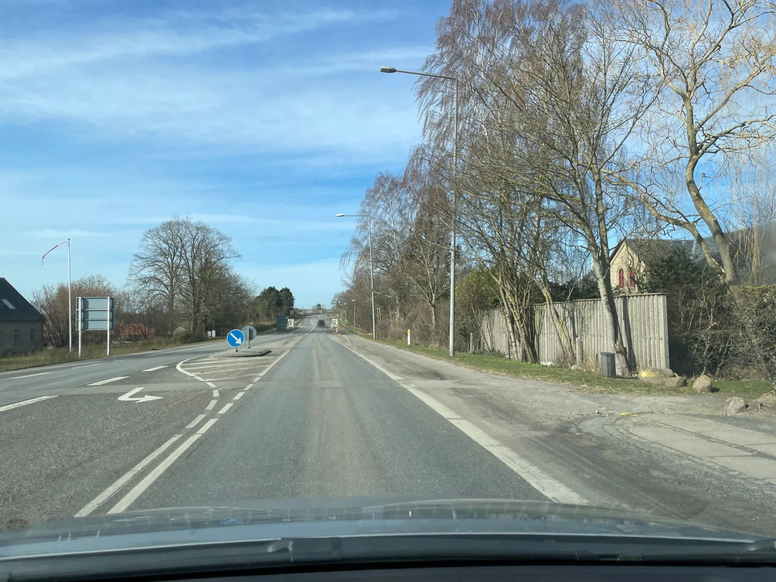 Mapillary-Foto in der Nähe von Ullerslev Pizza & Grill