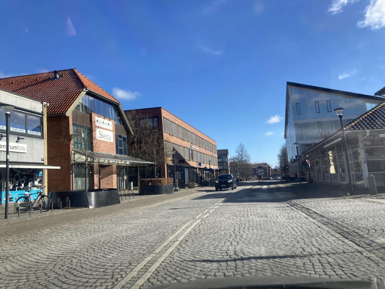 Mapillary-Foto in der Nähe von Katsura Herlev
