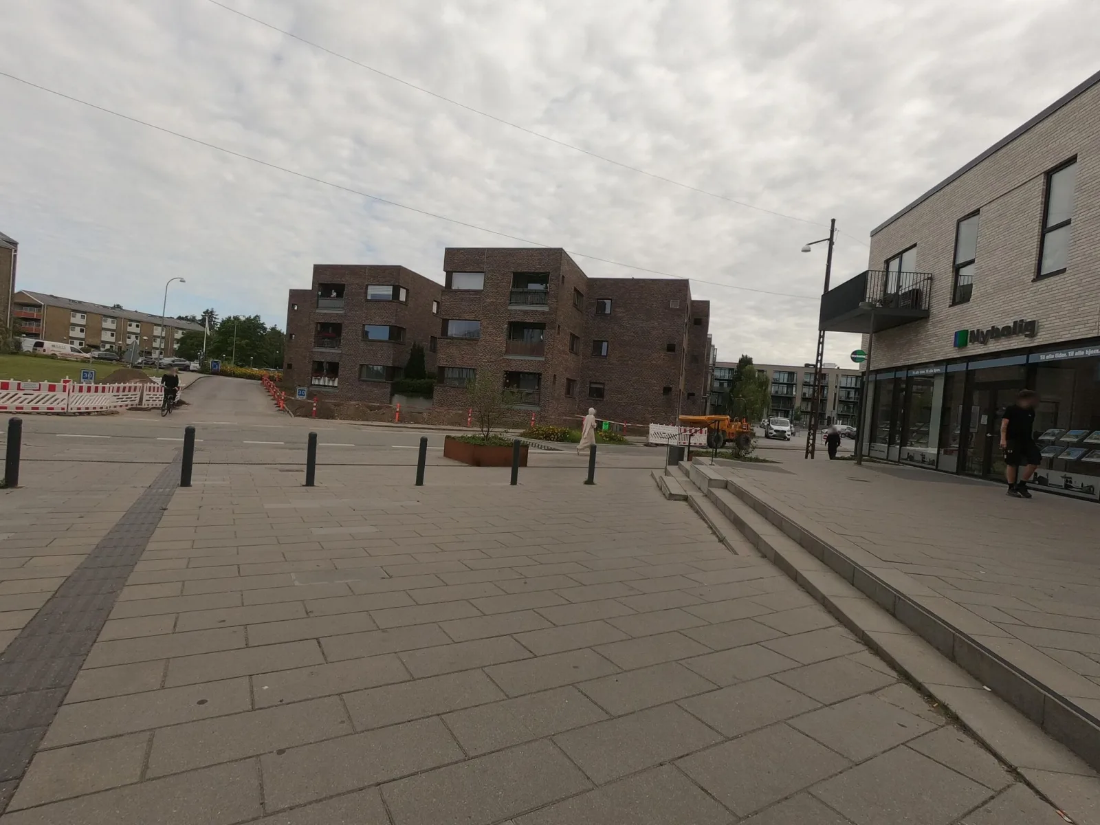 Mapillary-Foto in der Nähe von Kebab King