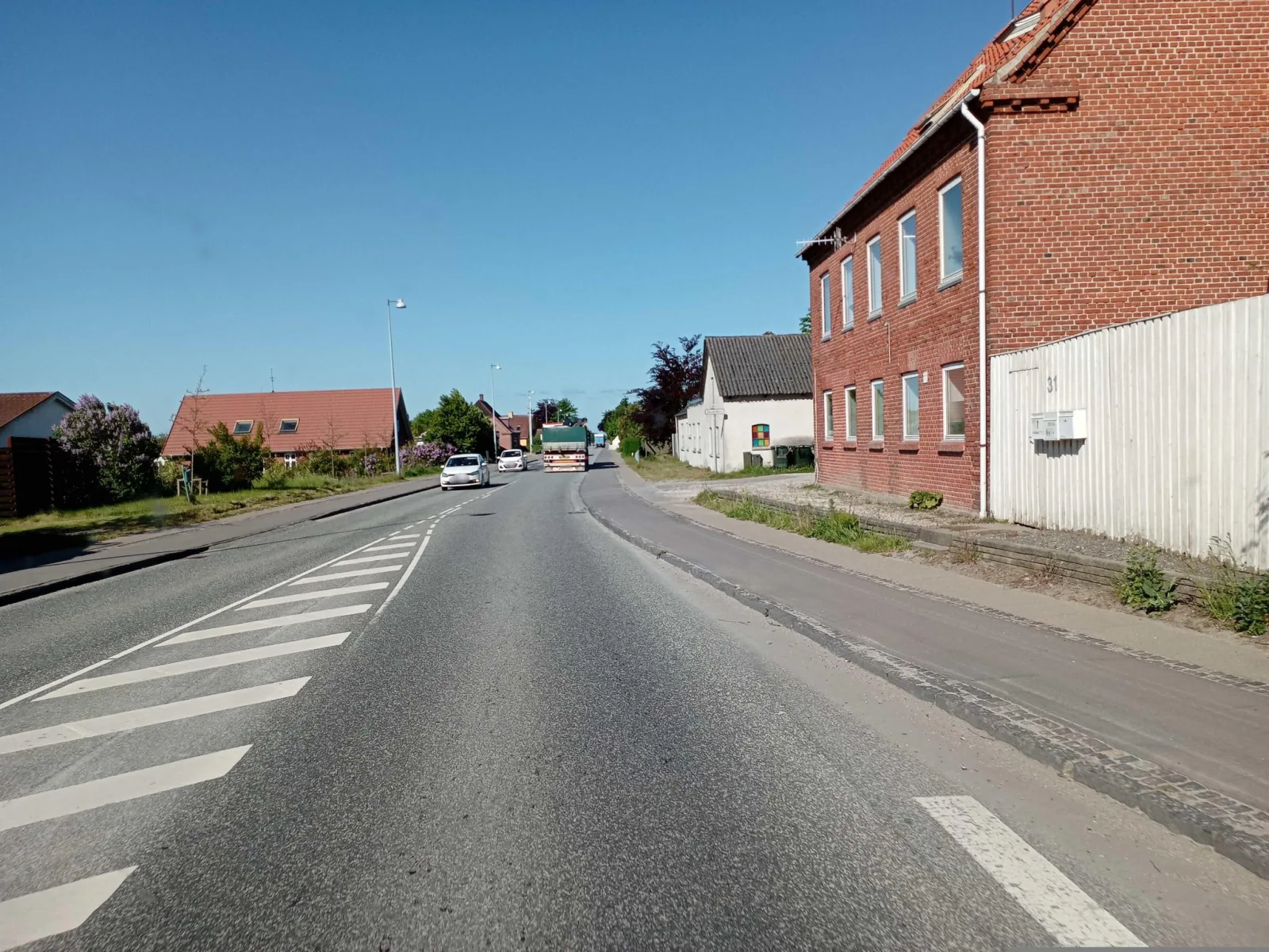 Mapillary-Foto in der Nähe von Tirstrup Pizza & Grill