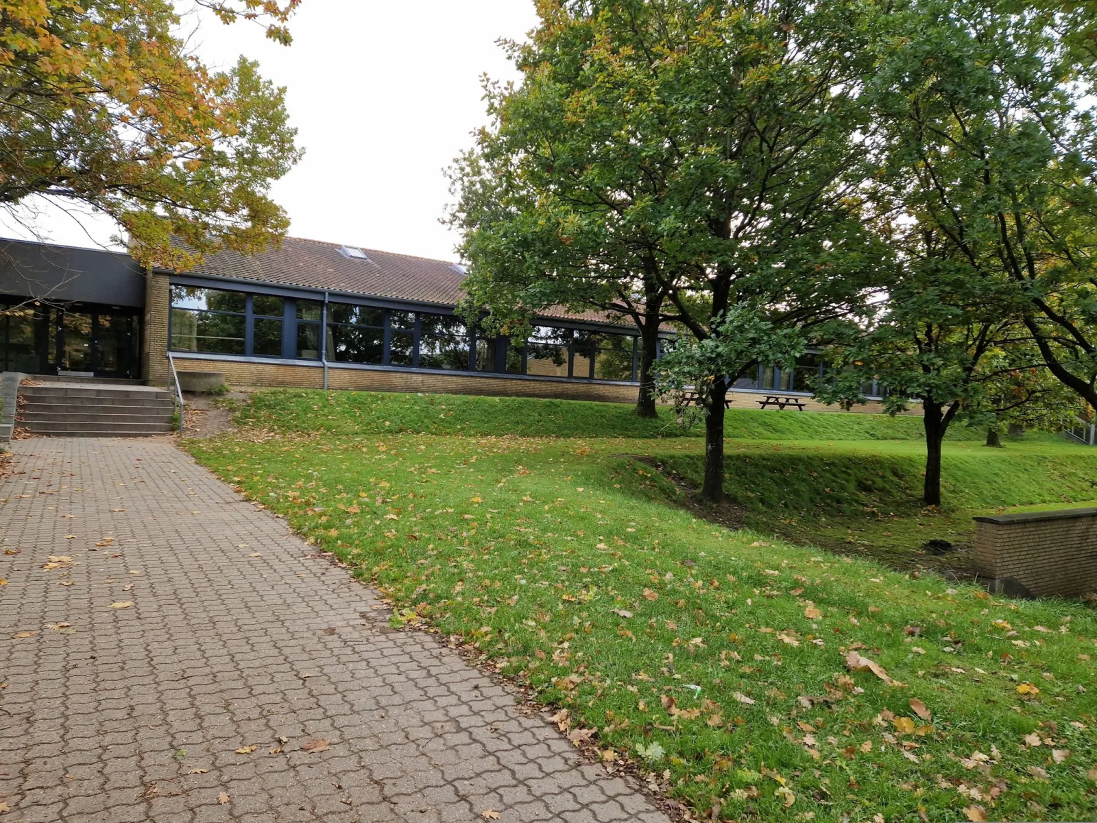 Mapillary-Foto in der Nähe von TST Cafe