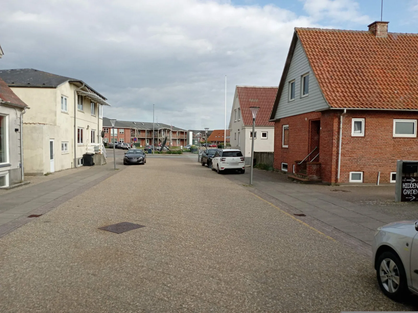 Mapillary-Foto in der Nähe von twenty twenty coffee