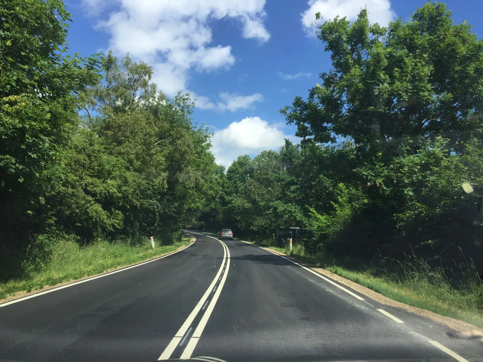 Mapillary-Foto in der Nähe von Kozykitchen Mølleåen