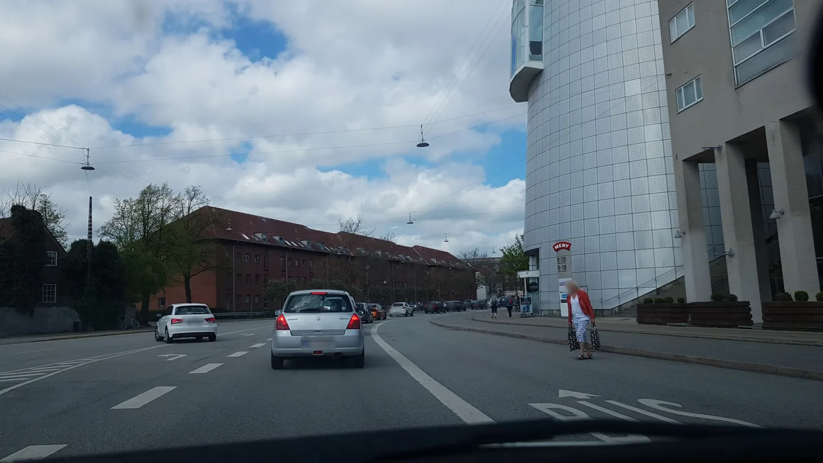 Mapillary-Foto in der Nähe von La Casa Rotonda