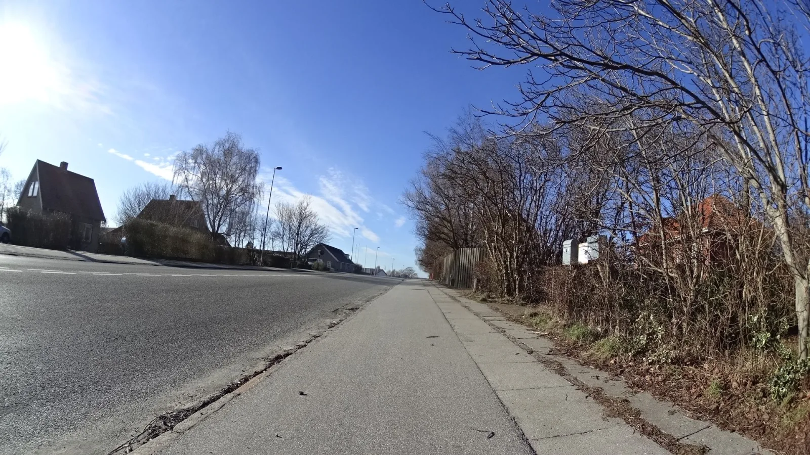 Mapillary-foto nær What The Fish Hasselager
