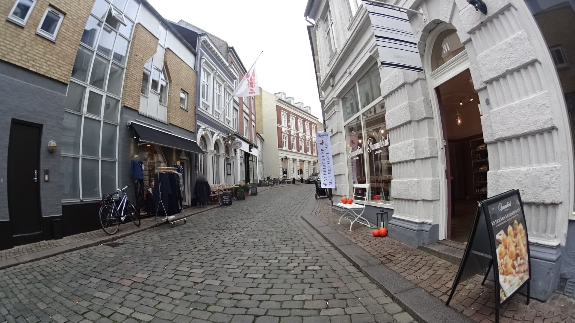 Mapillary-foto nær White Elephant