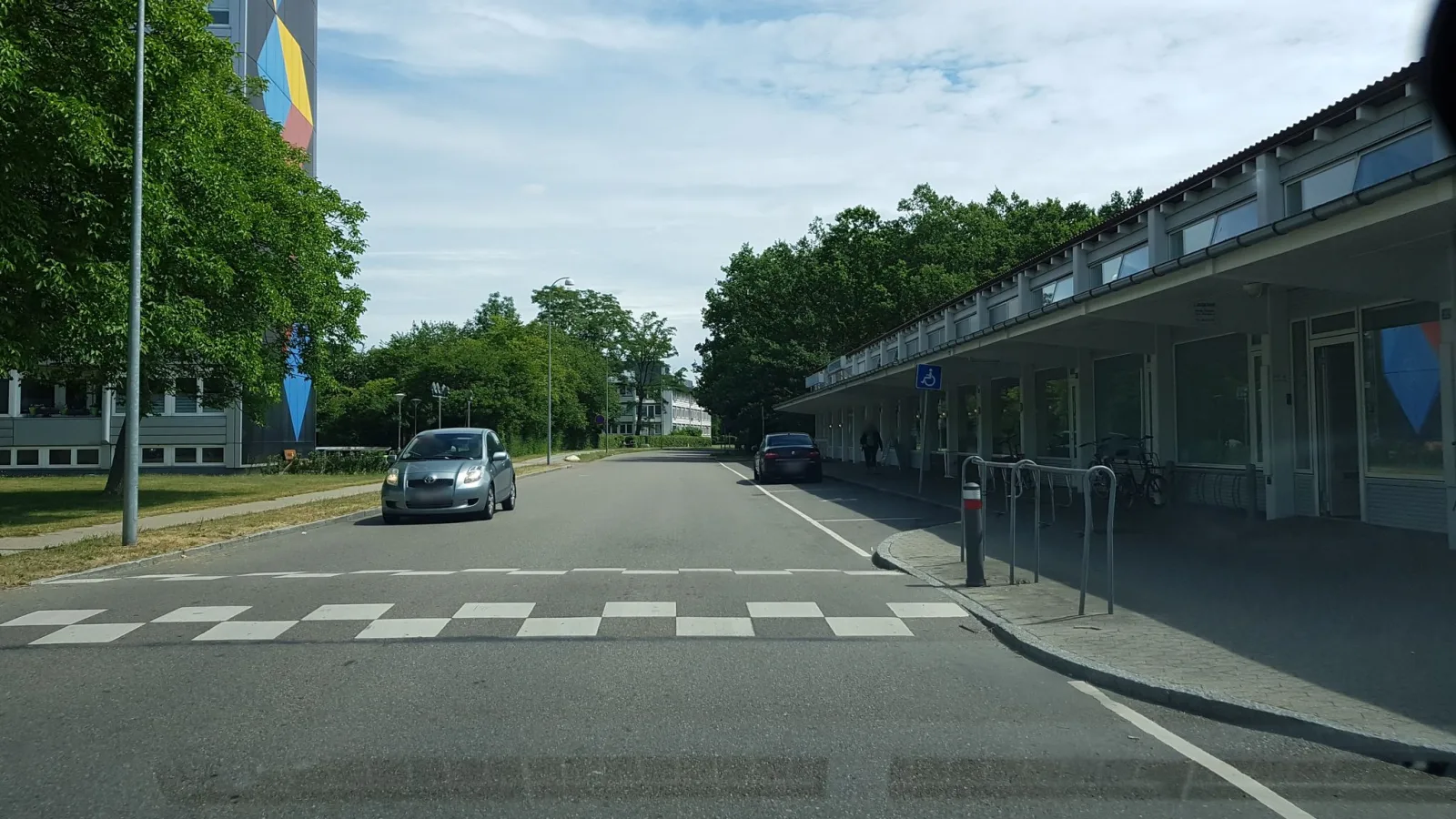 Mapillary-foto nær La Serra Pizza Grill House