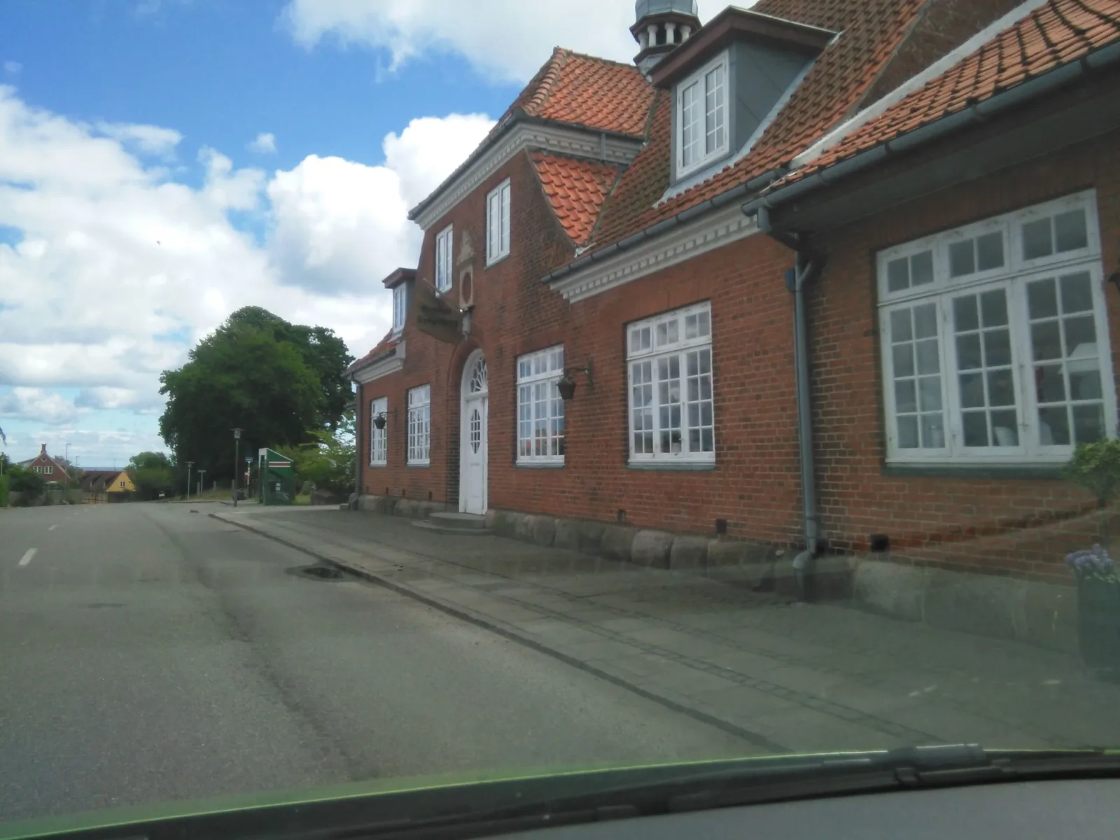 Mapillary-foto nær Langebjerg Pension og Spisested