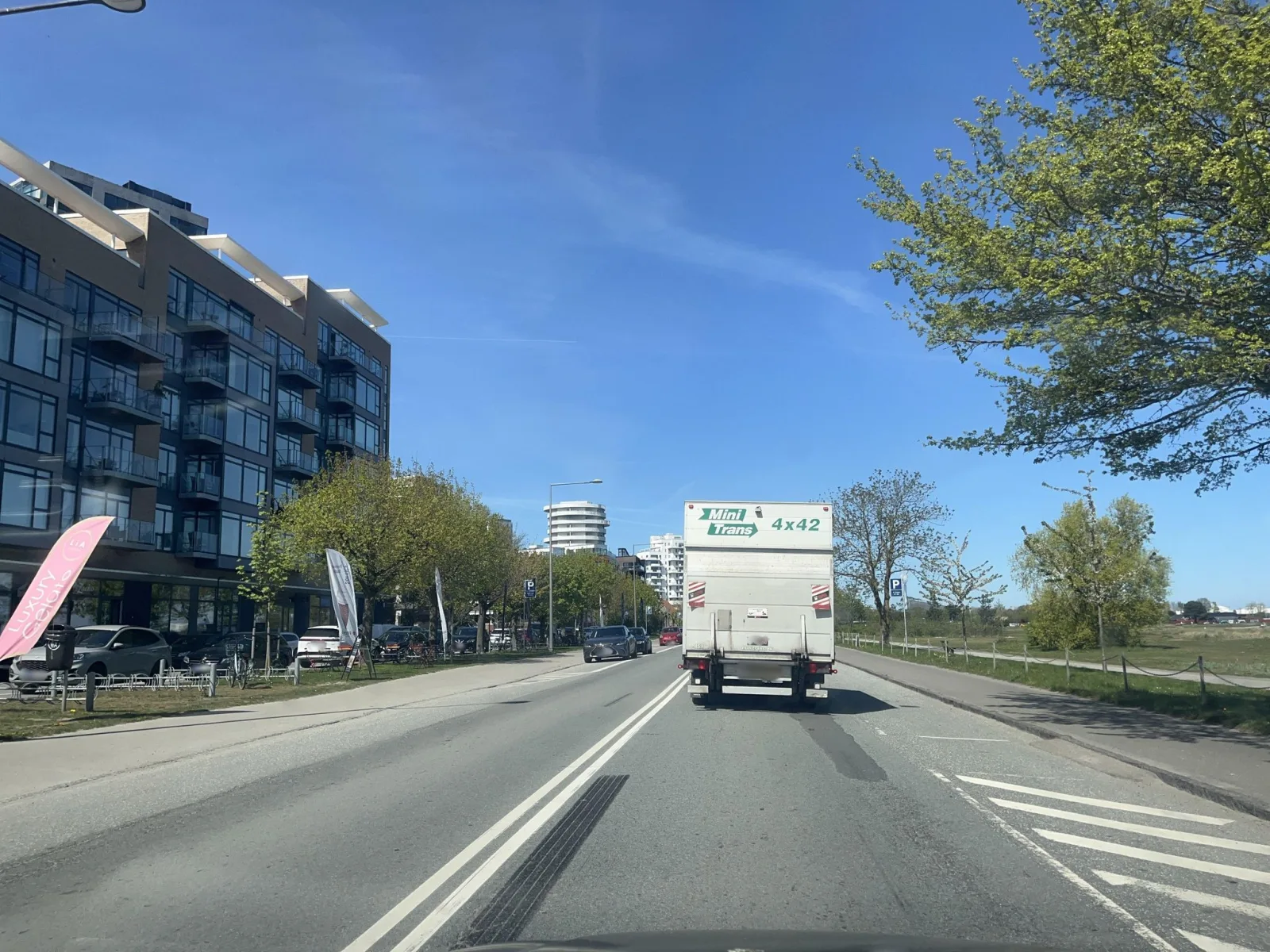 Mapillary-Foto in der Nähe von LiA Luxury Gelato