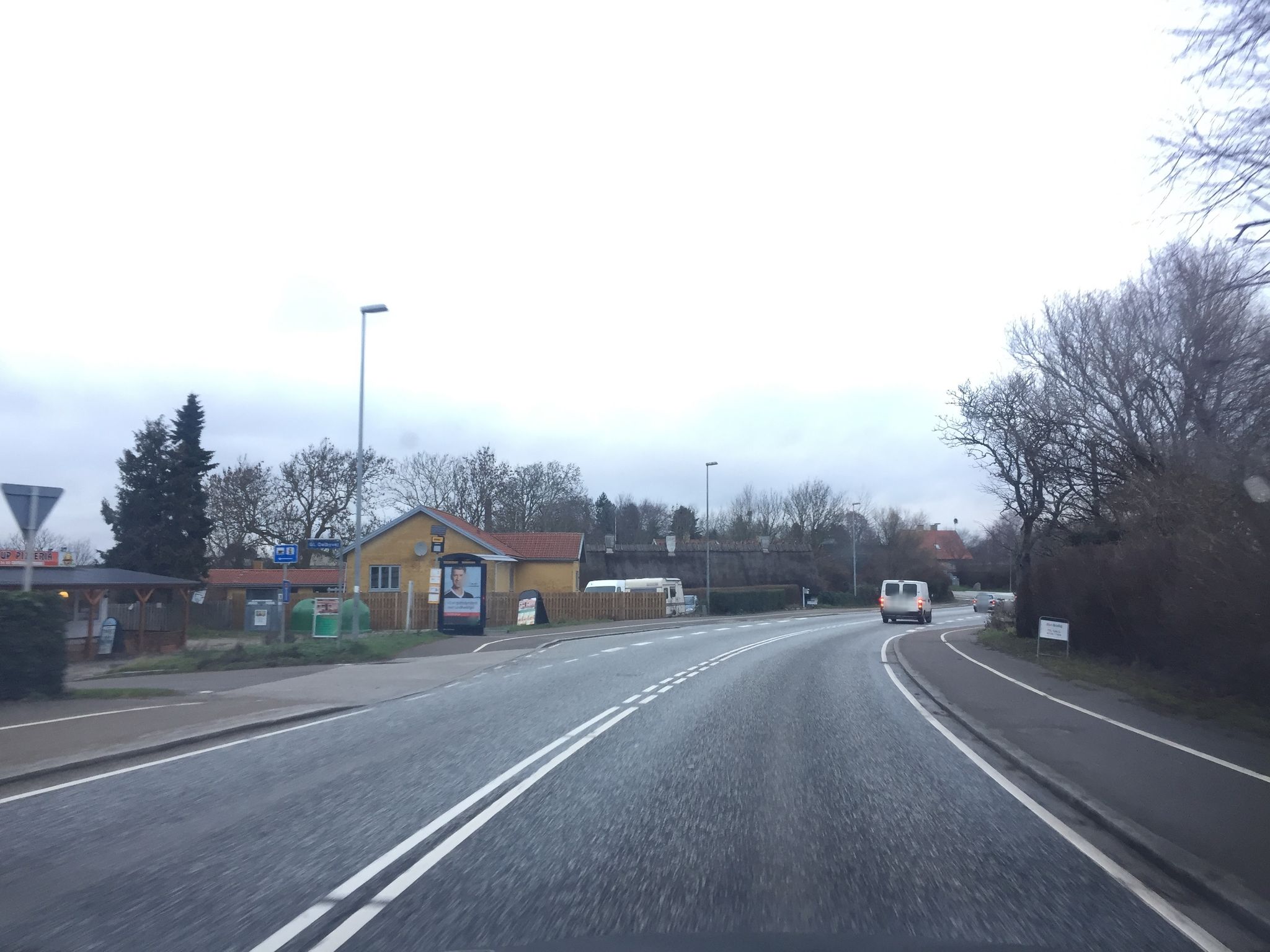 Mapillary-Foto in der Nähe von Lyngerup Pizza & Grillbar