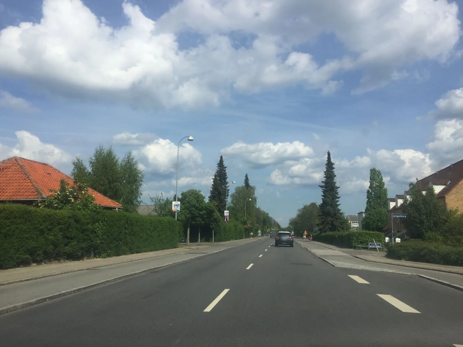 Mapillary-foto nær Madhuset pizza & sandwich