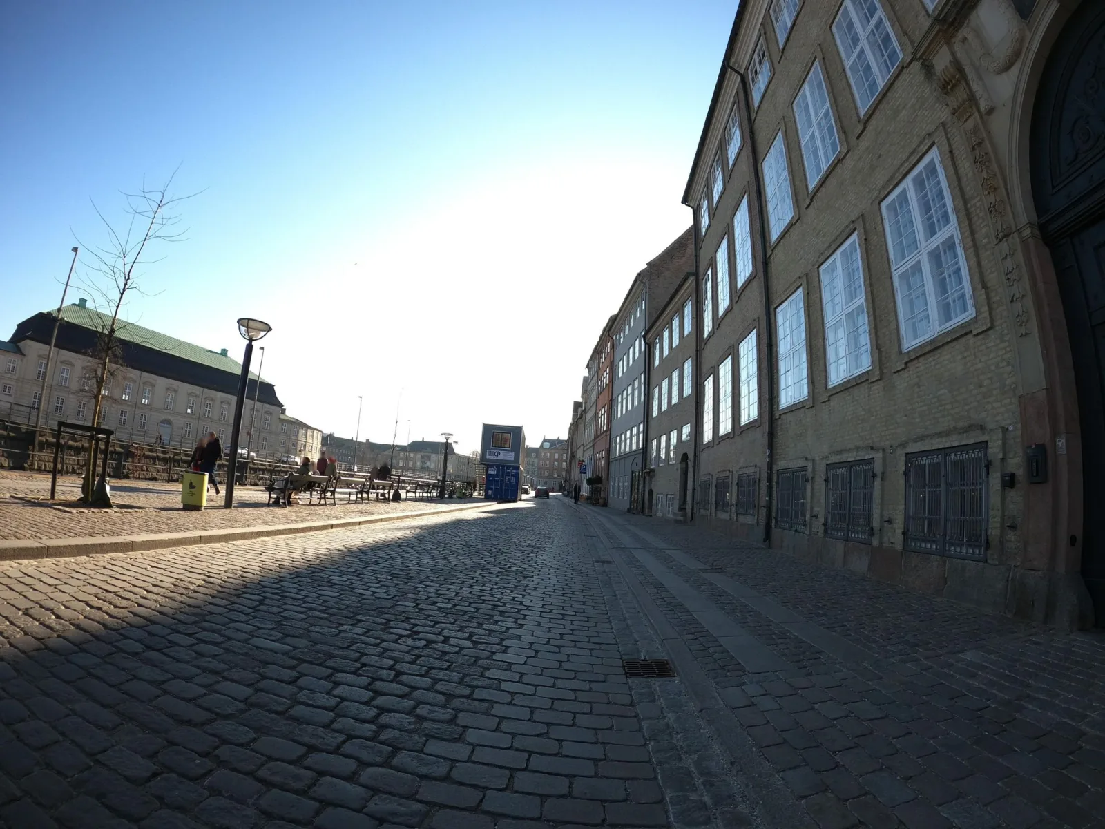 Mapillary-Foto in der Nähe von Marv & Ben