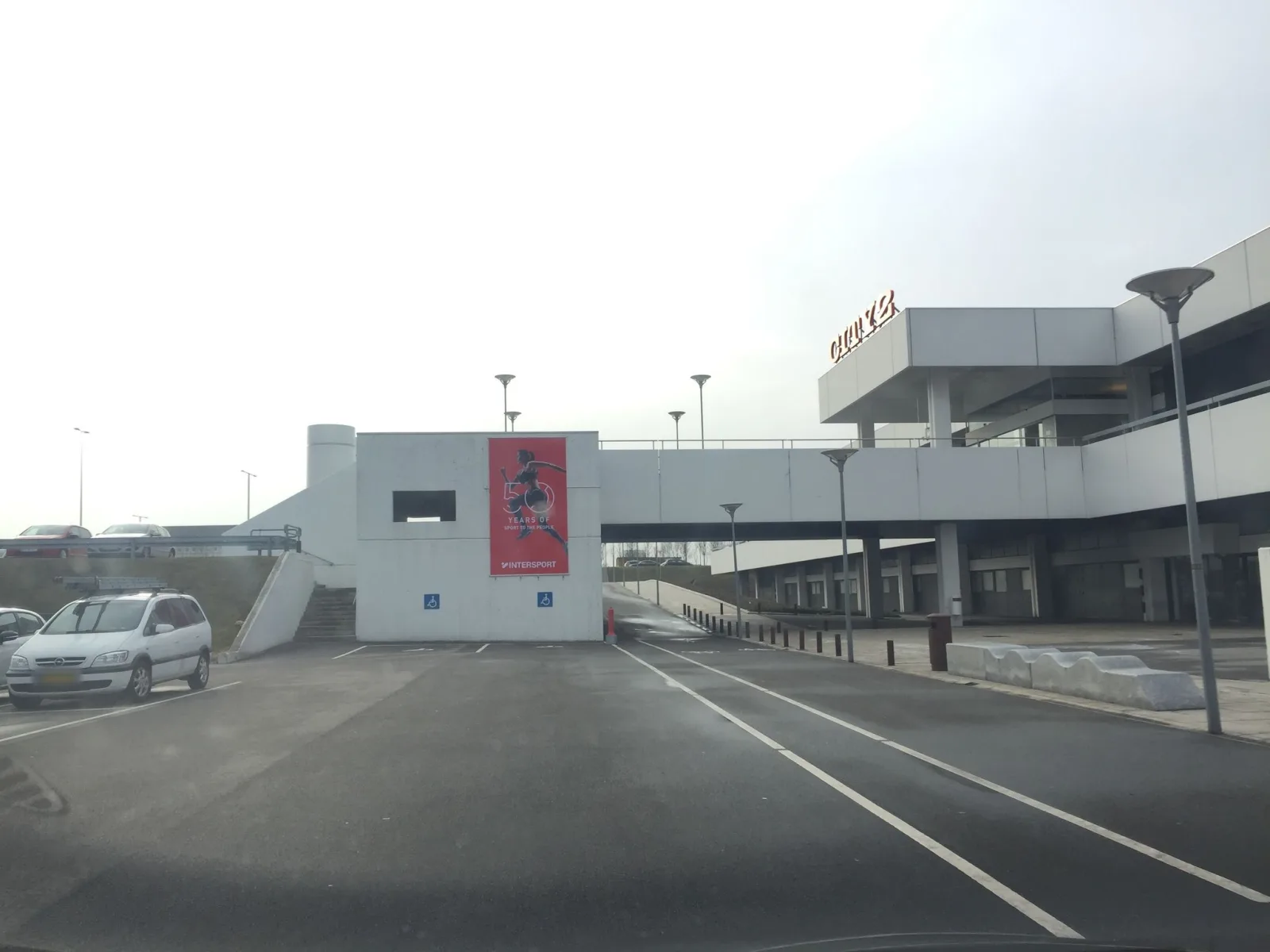 Mapillary-Foto in der Nähe von McDonald's