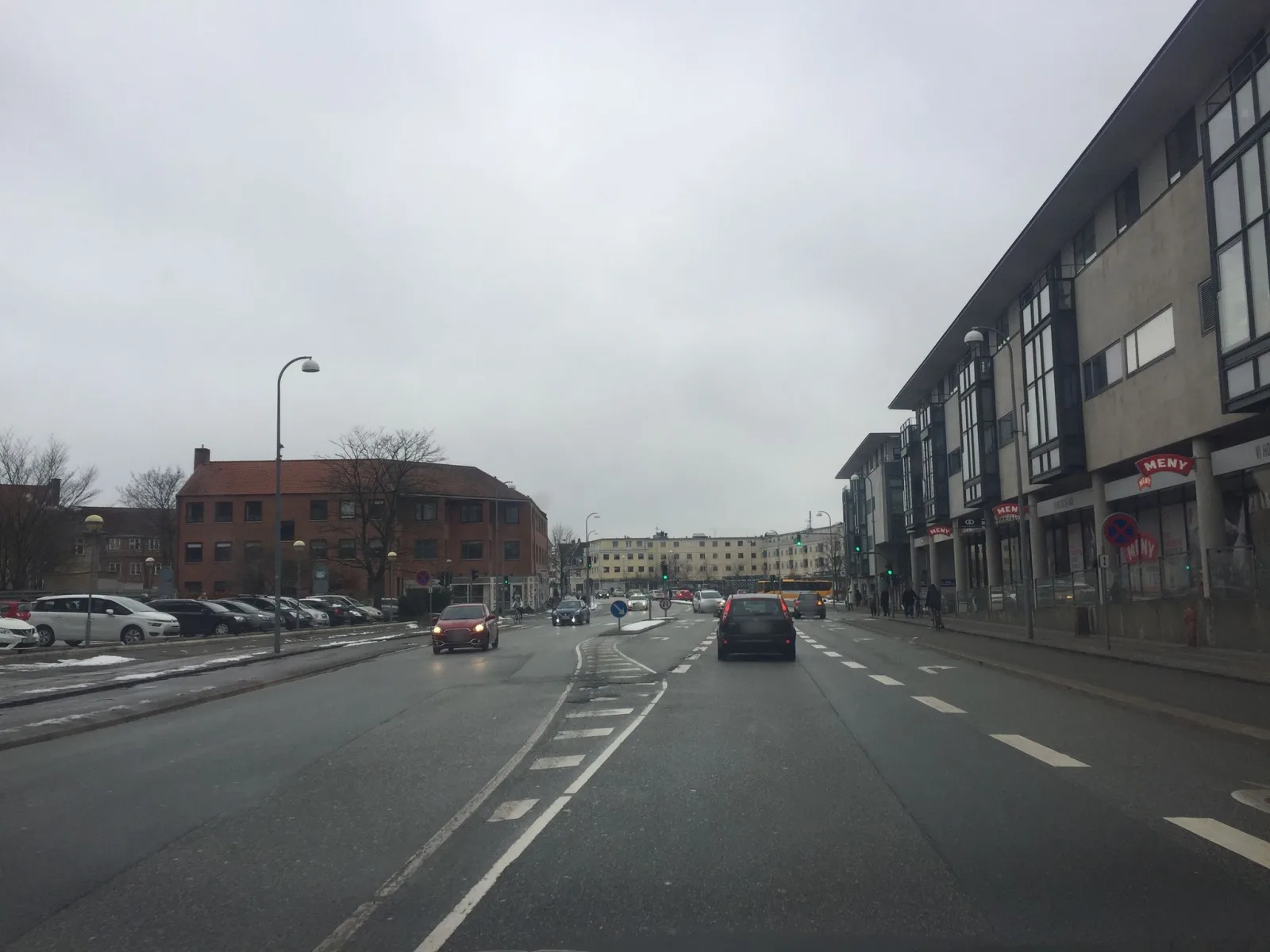 Mapillary-foto nær Mr Bittu