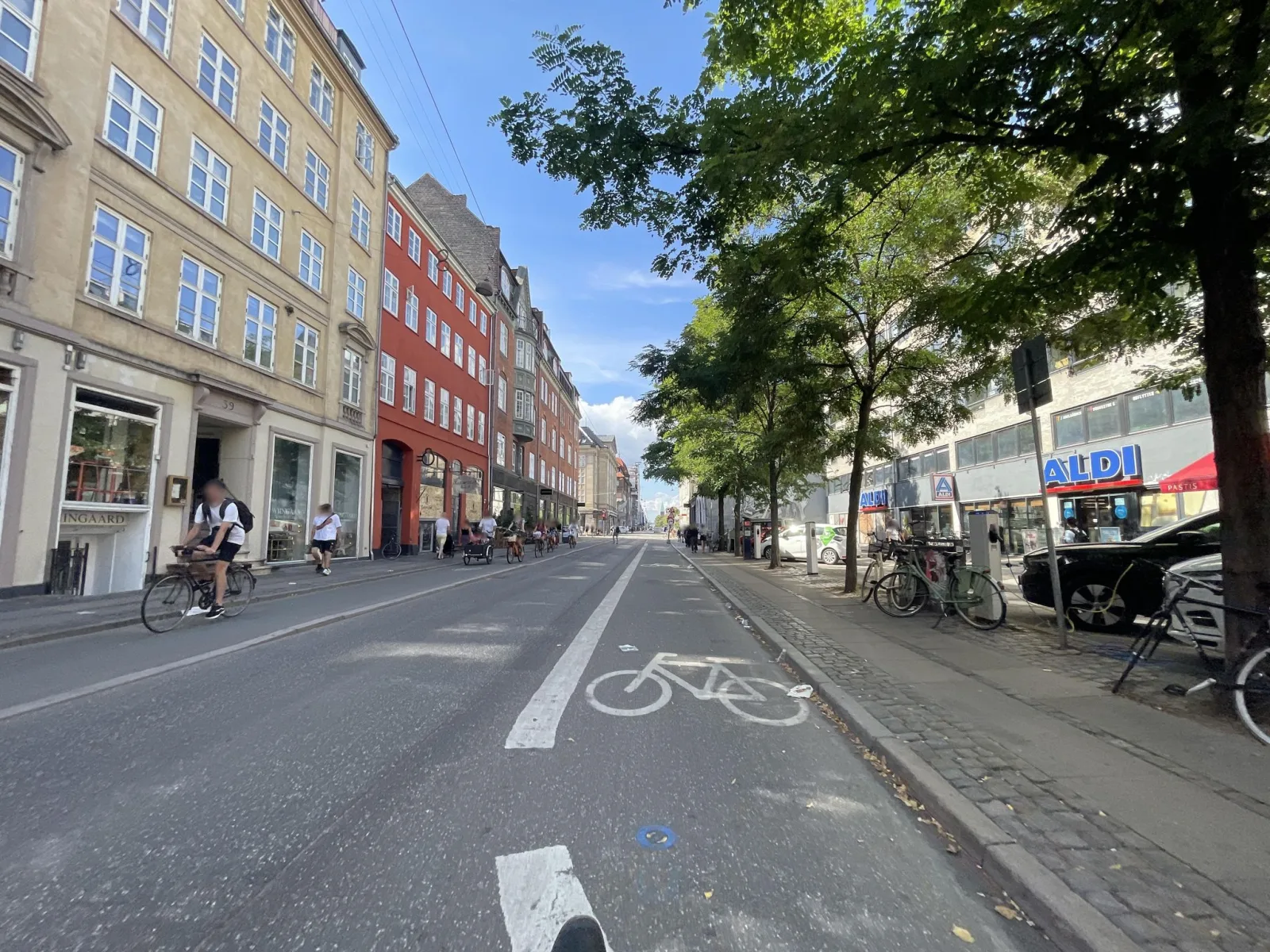 Mapillary-foto nær Mr. Ramen